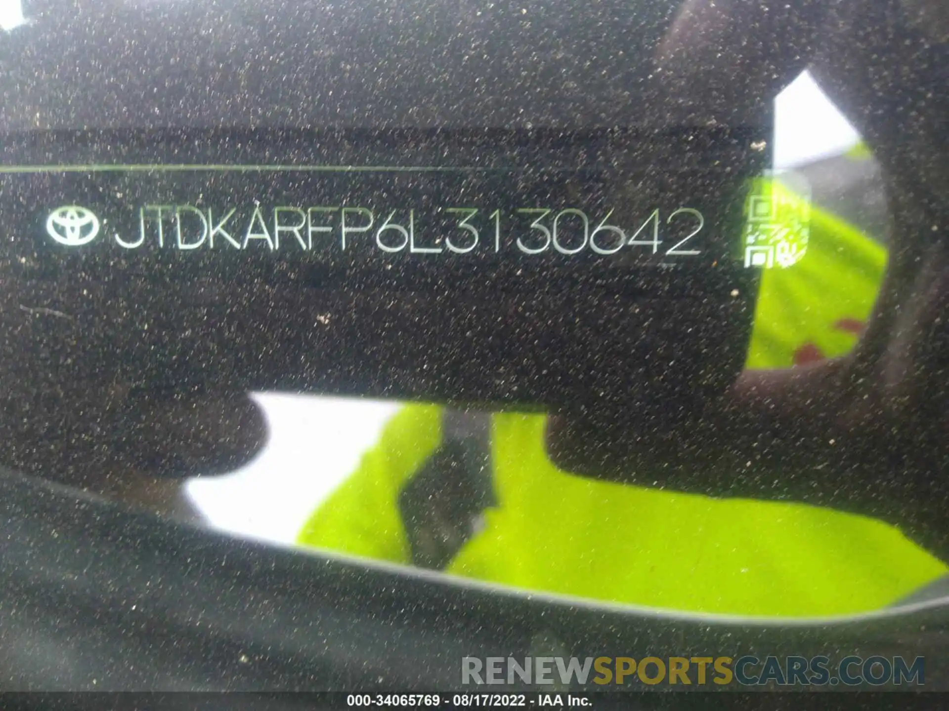 9 Photograph of a damaged car JTDKARFP6L3130642 TOYOTA PRIUS PRIME 2020