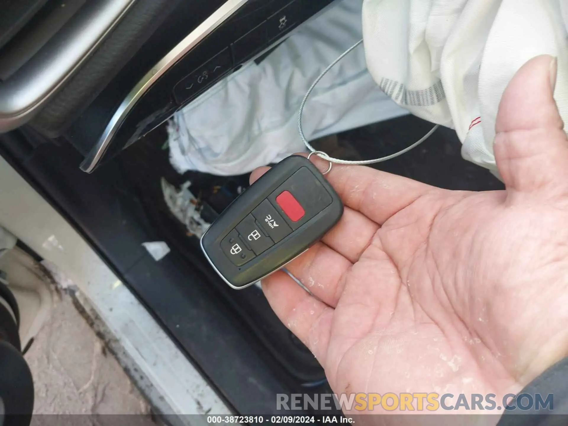 11 Photograph of a damaged car JTDKARFP6L3142077 TOYOTA PRIUS PRIME 2020