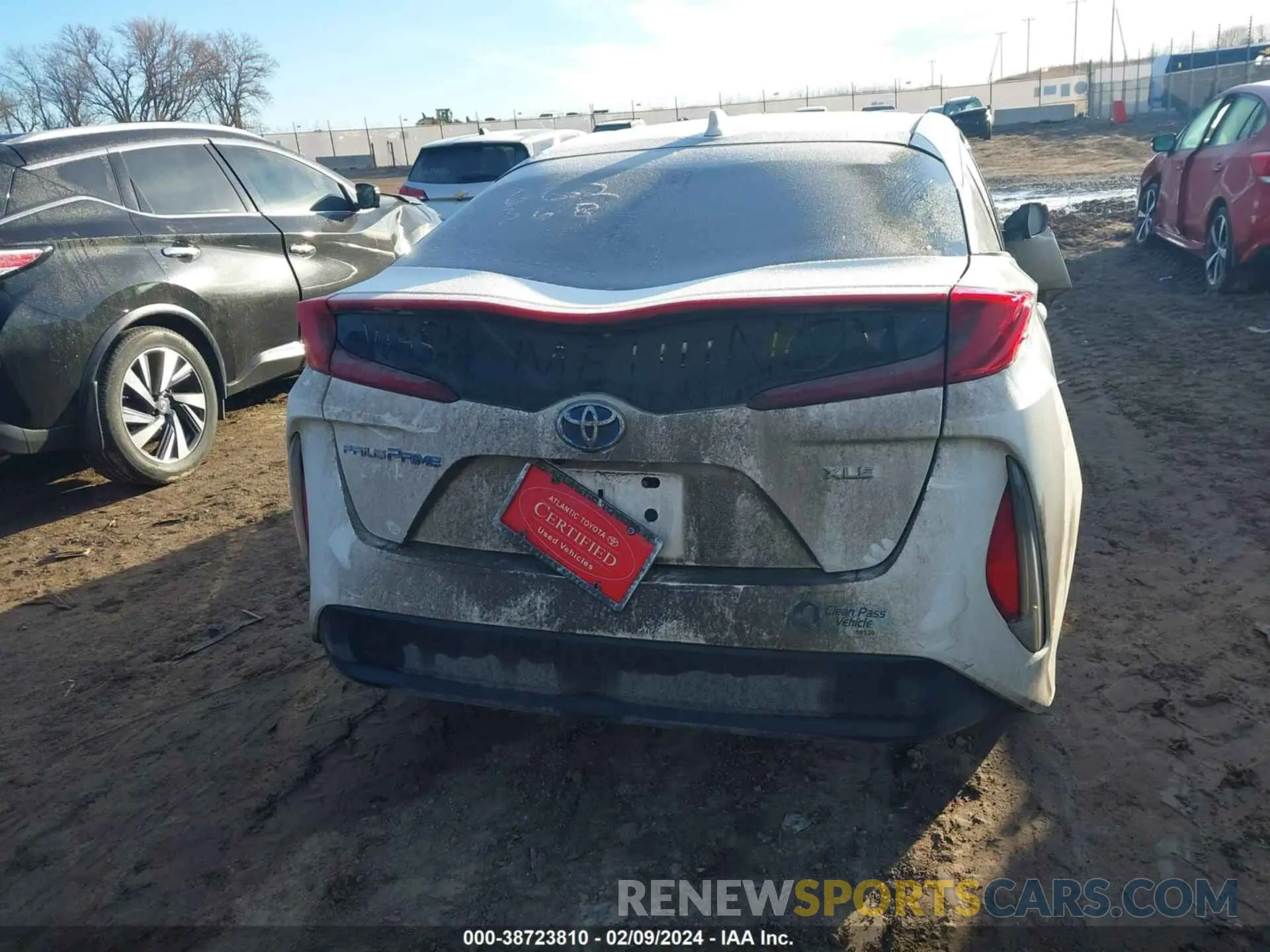 16 Photograph of a damaged car JTDKARFP6L3142077 TOYOTA PRIUS PRIME 2020