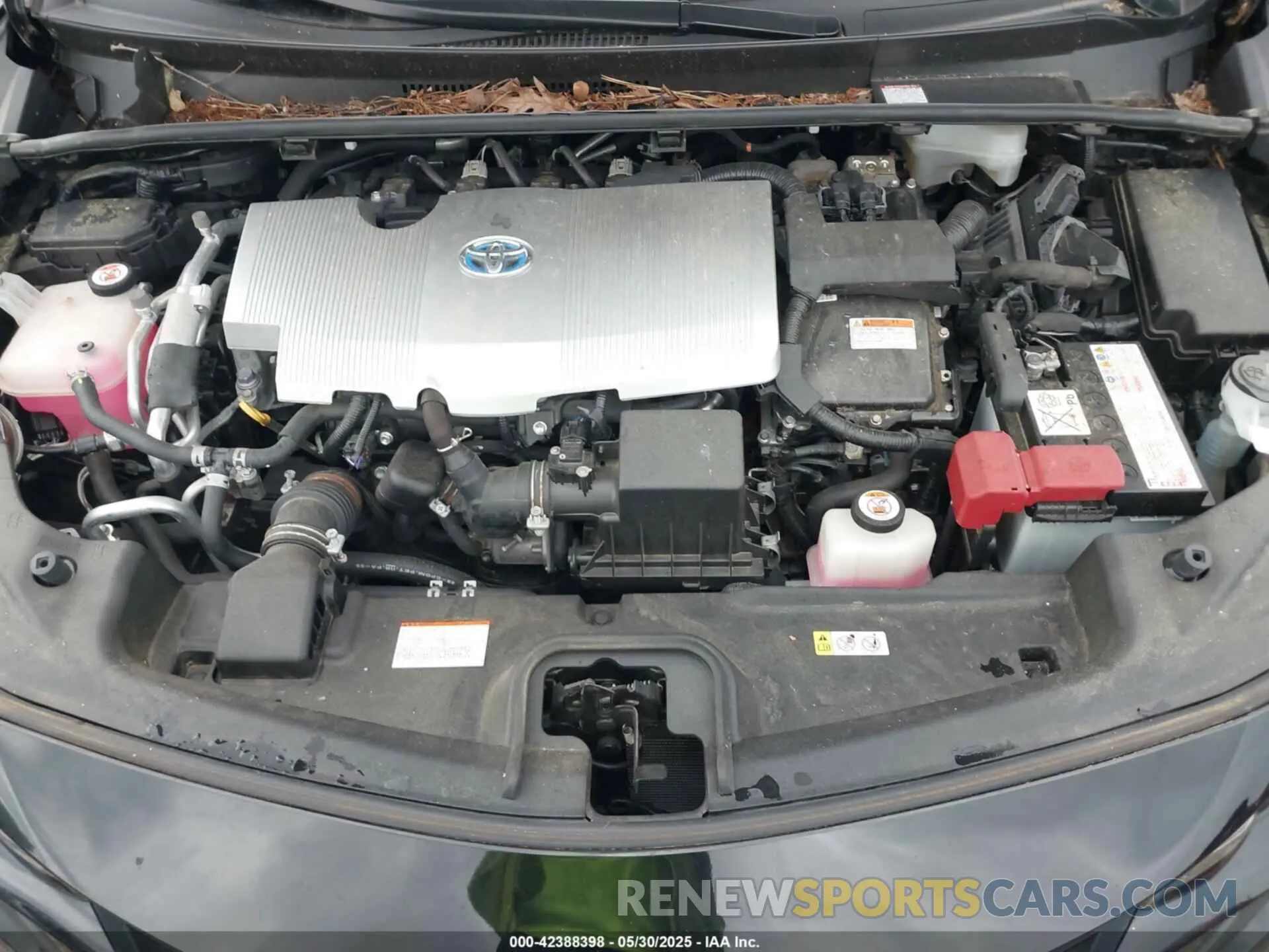 10 Photograph of a damaged car JTDKARFP6L3144377 TOYOTA PRIUS PRIME 2020