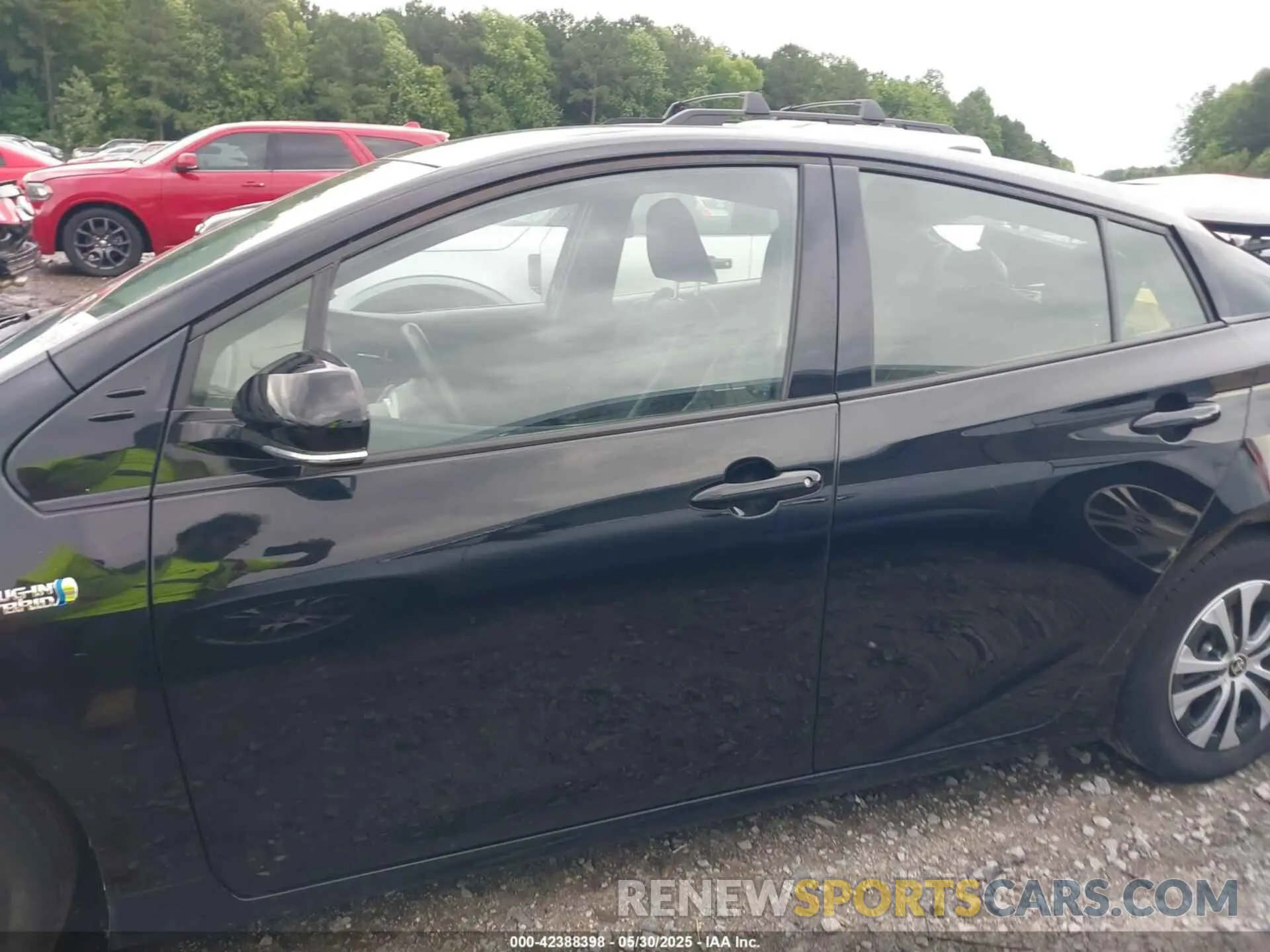 14 Photograph of a damaged car JTDKARFP6L3144377 TOYOTA PRIUS PRIME 2020