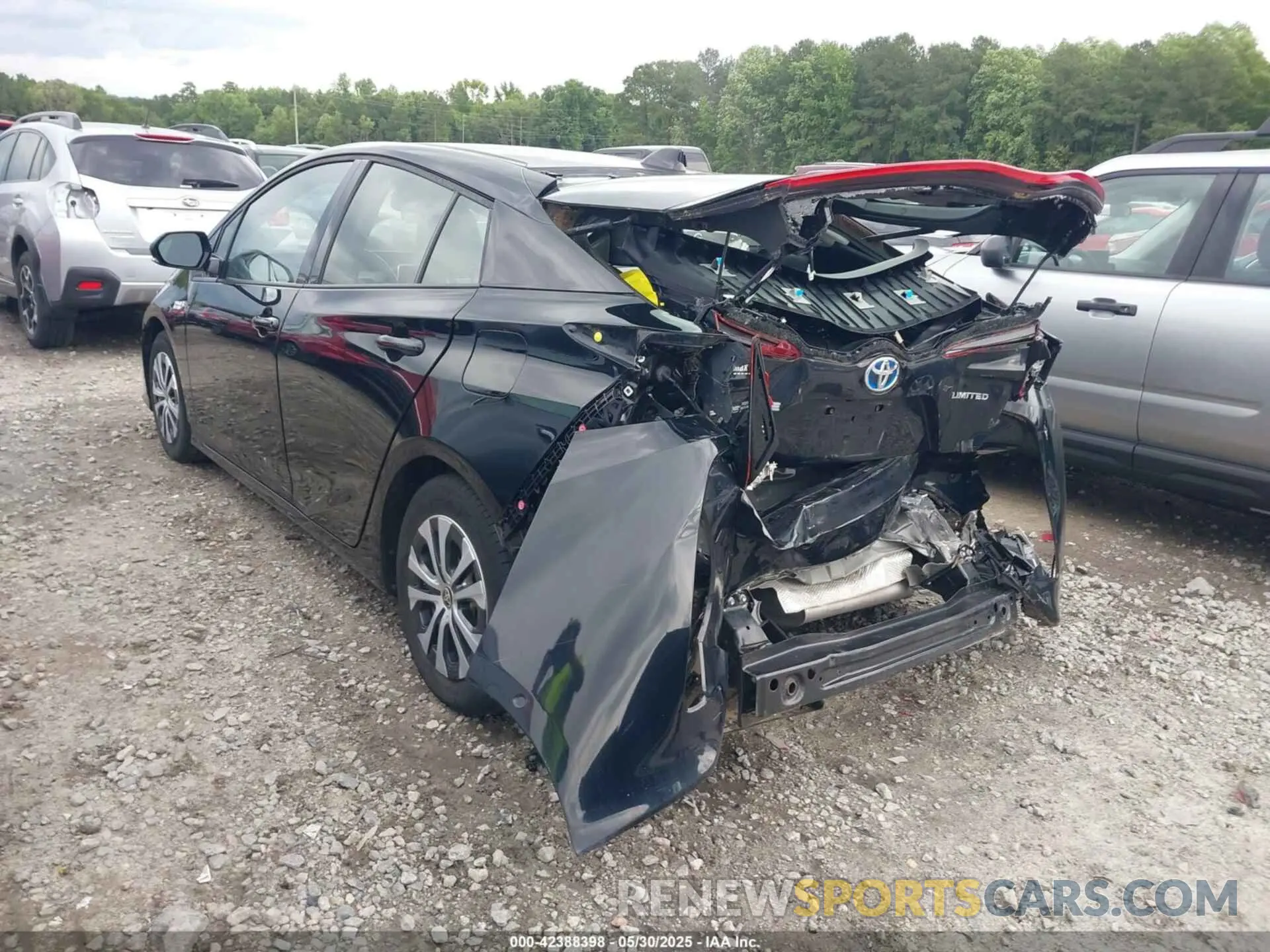 3 Photograph of a damaged car JTDKARFP6L3144377 TOYOTA PRIUS PRIME 2020