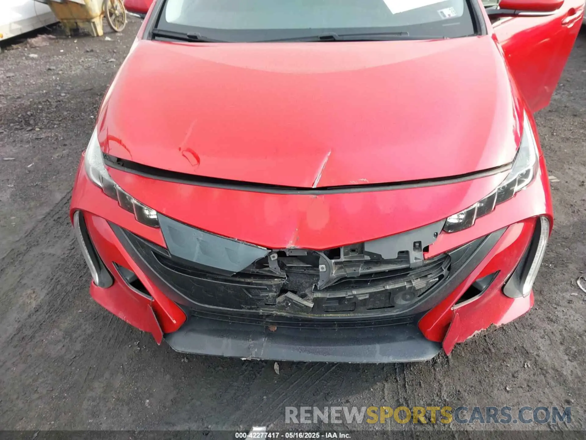 6 Photograph of a damaged car JTDKARFP6L3151751 TOYOTA PRIUS PRIME 2020