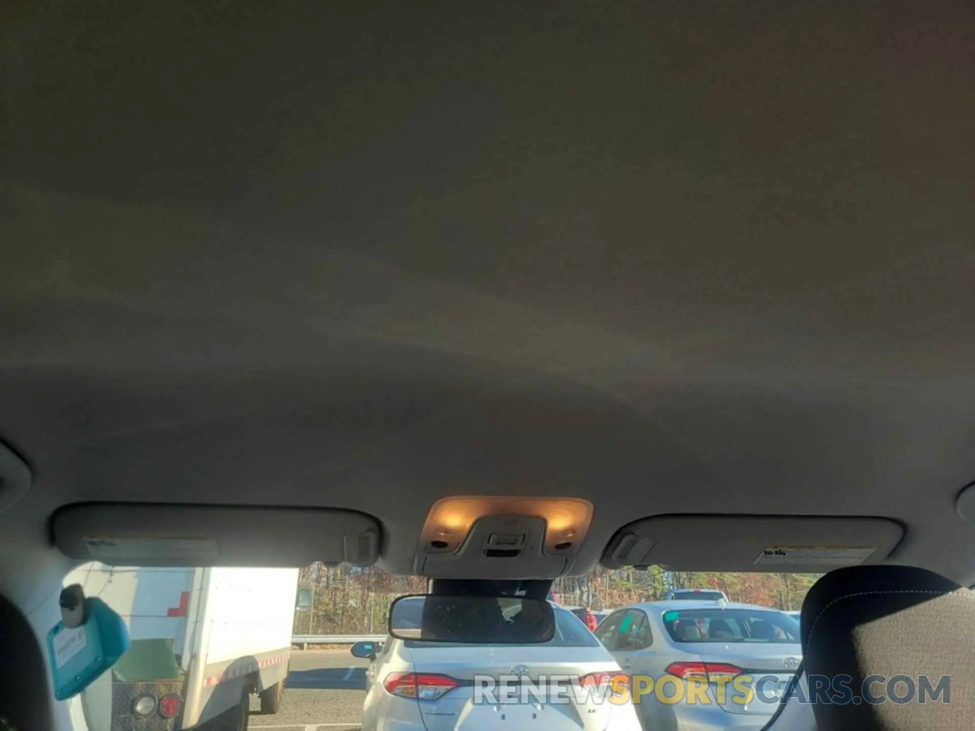 10 Photograph of a damaged car JTDKARFP7L3147403 TOYOTA PRIUS PRIME 2020