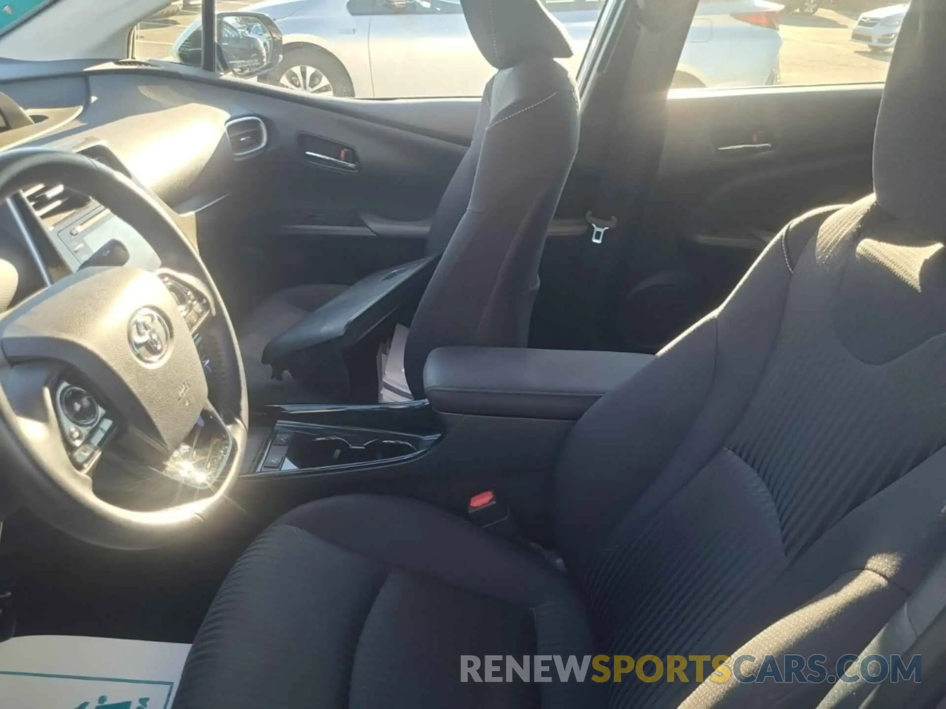 19 Photograph of a damaged car JTDKARFP7L3147403 TOYOTA PRIUS PRIME 2020
