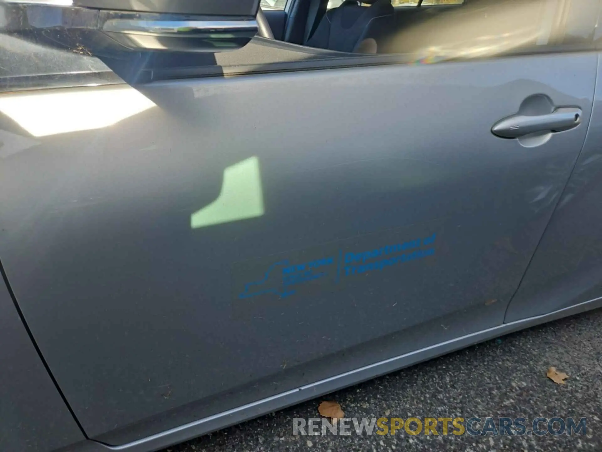 22 Photograph of a damaged car JTDKARFP7L3147403 TOYOTA PRIUS PRIME 2020