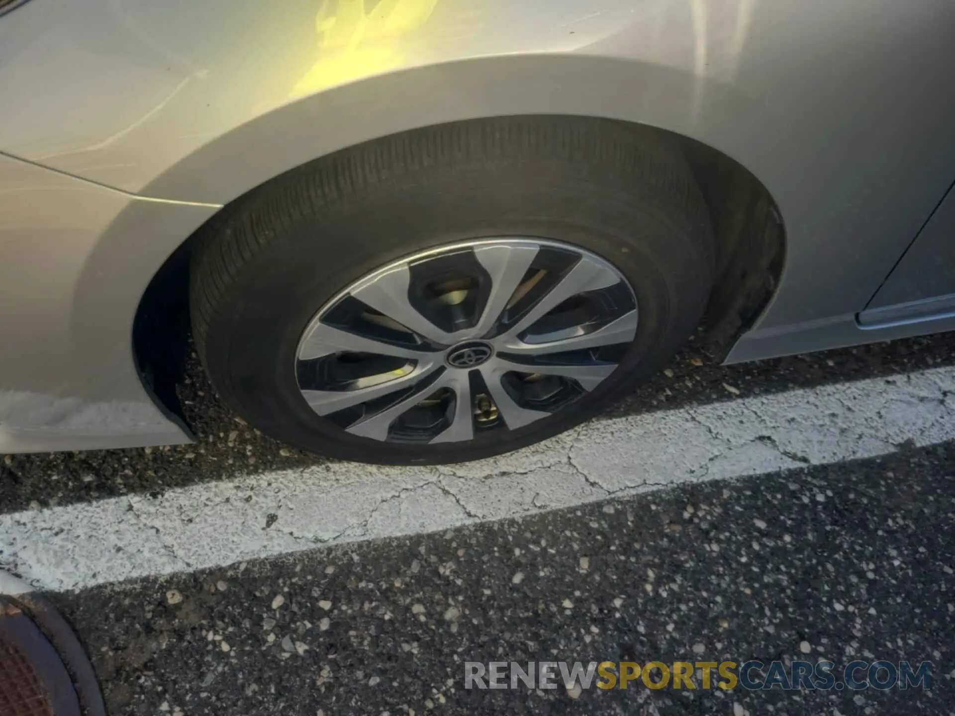 23 Photograph of a damaged car JTDKARFP7L3147403 TOYOTA PRIUS PRIME 2020