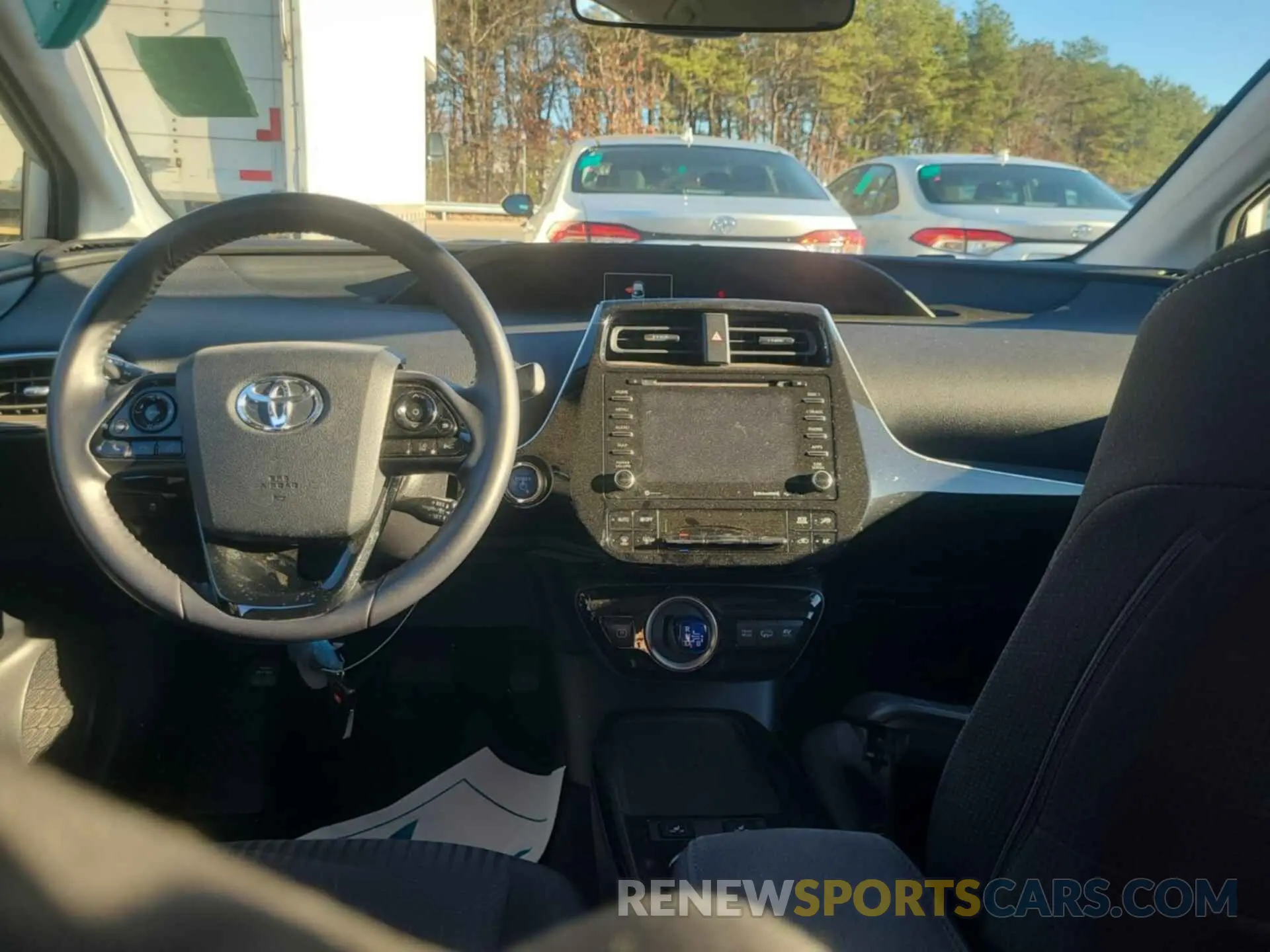 30 Photograph of a damaged car JTDKARFP7L3147403 TOYOTA PRIUS PRIME 2020