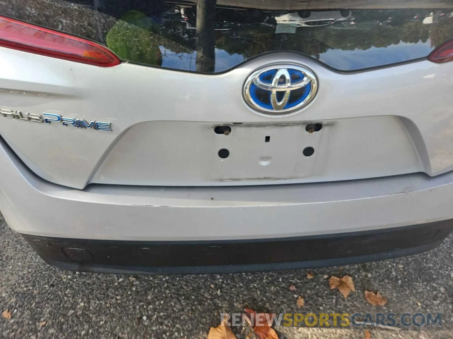7 Photograph of a damaged car JTDKARFP7L3147403 TOYOTA PRIUS PRIME 2020