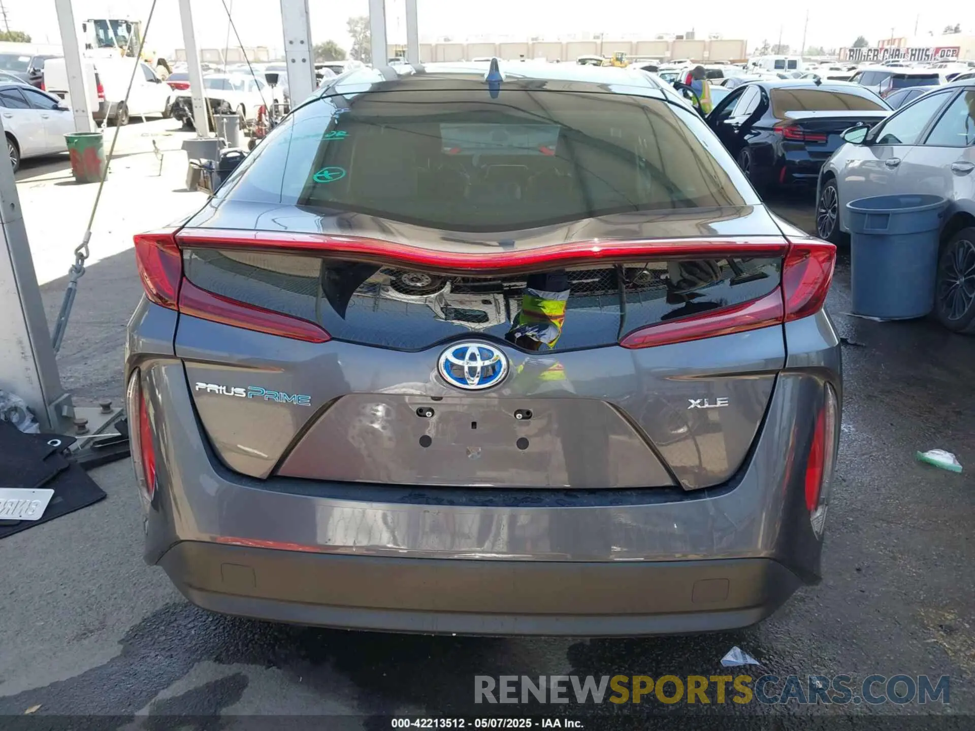 17 Photograph of a damaged car JTDKARFP8L3143375 TOYOTA PRIUS PRIME 2020