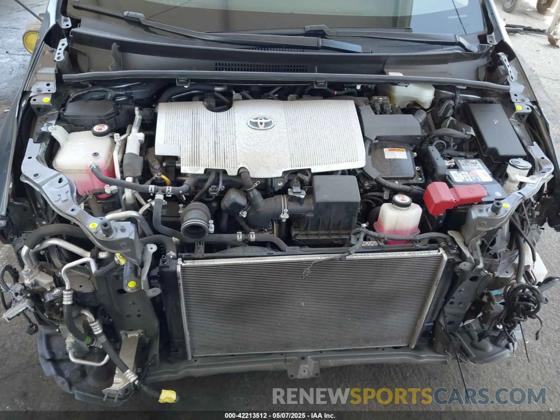 6 Photograph of a damaged car JTDKARFP8L3143375 TOYOTA PRIUS PRIME 2020
