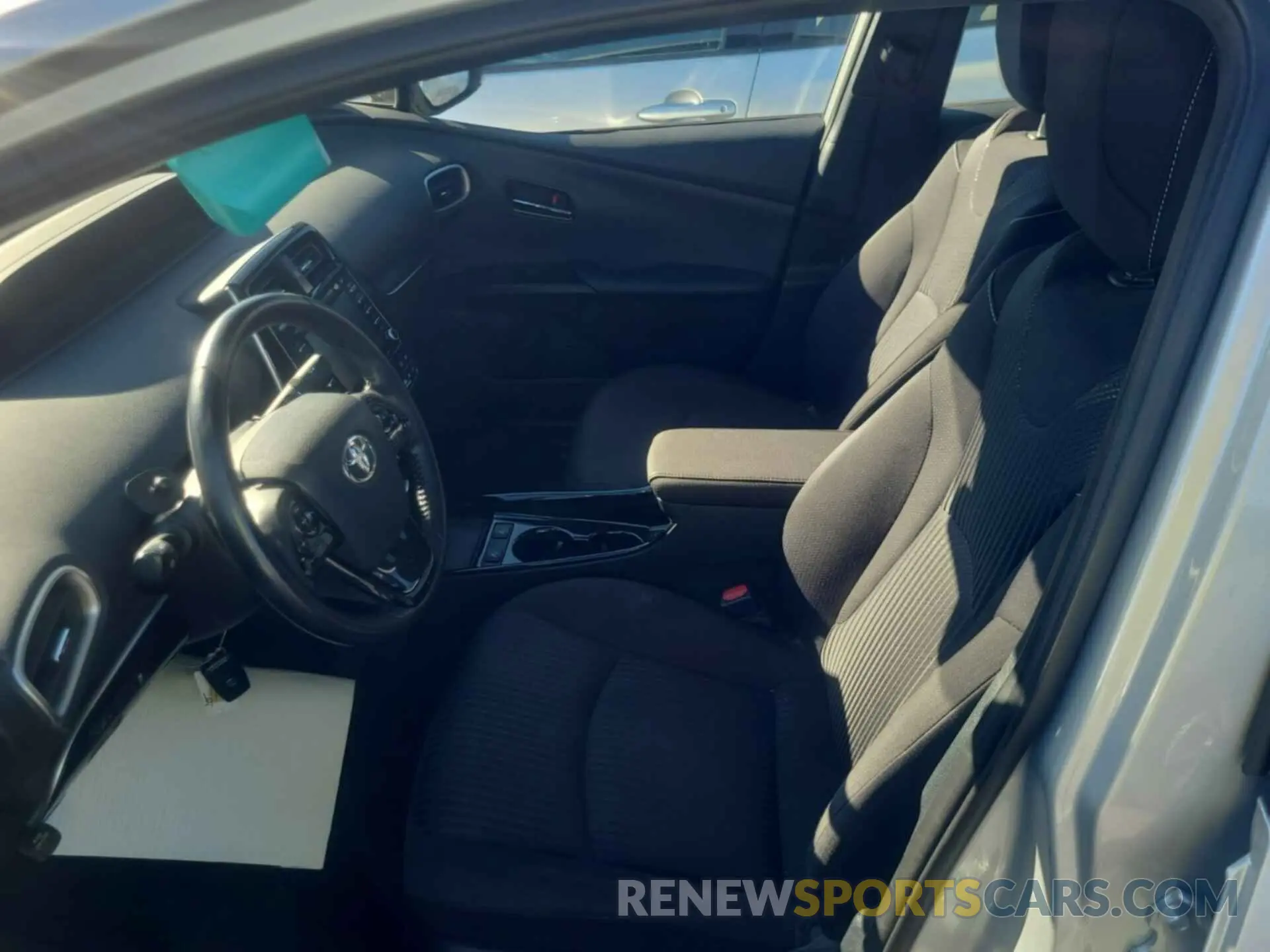 27 Photograph of a damaged car JTDKARFP8L3146843 TOYOTA PRIUS PRIME 2020