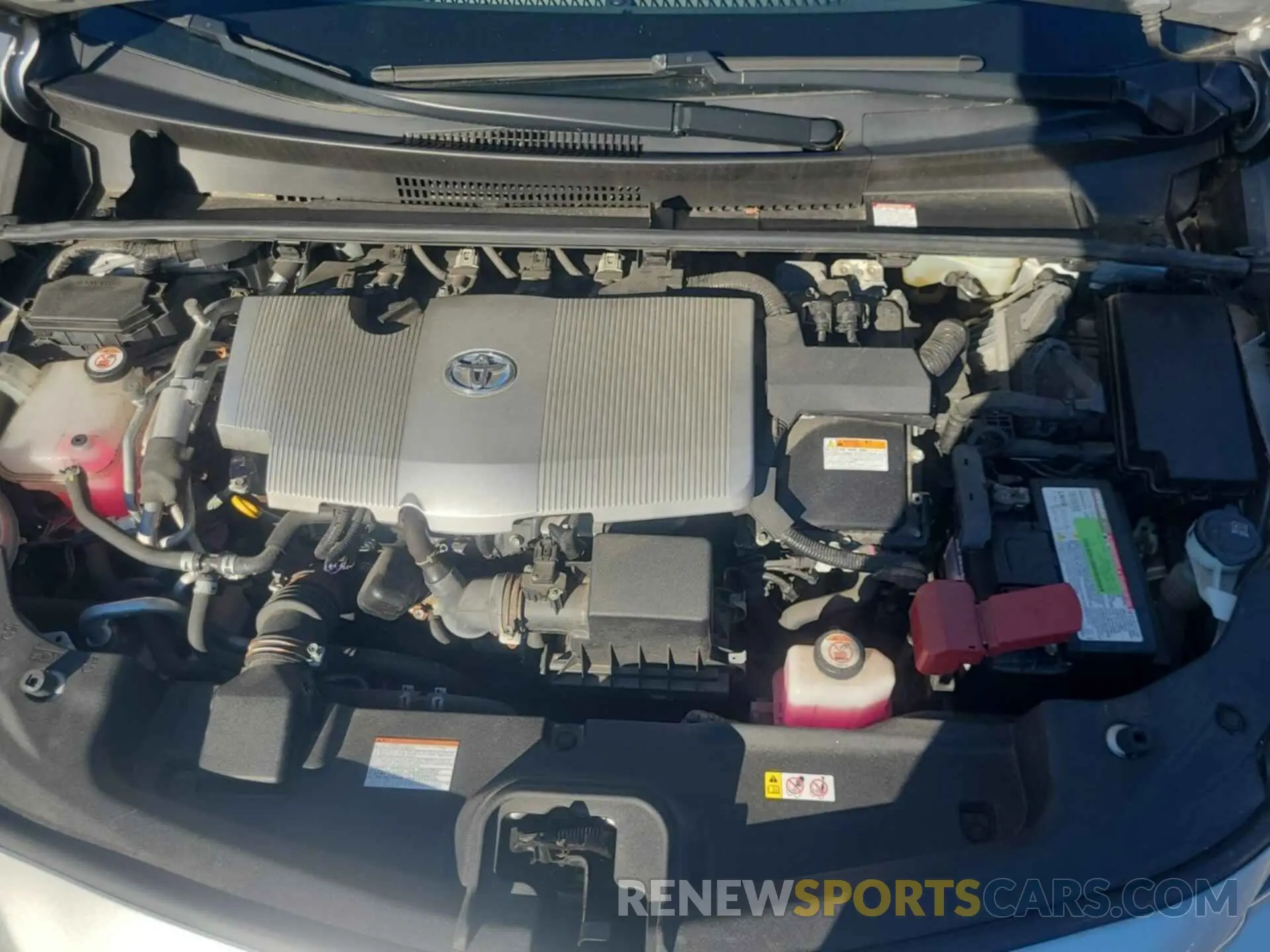 28 Photograph of a damaged car JTDKARFP8L3146843 TOYOTA PRIUS PRIME 2020