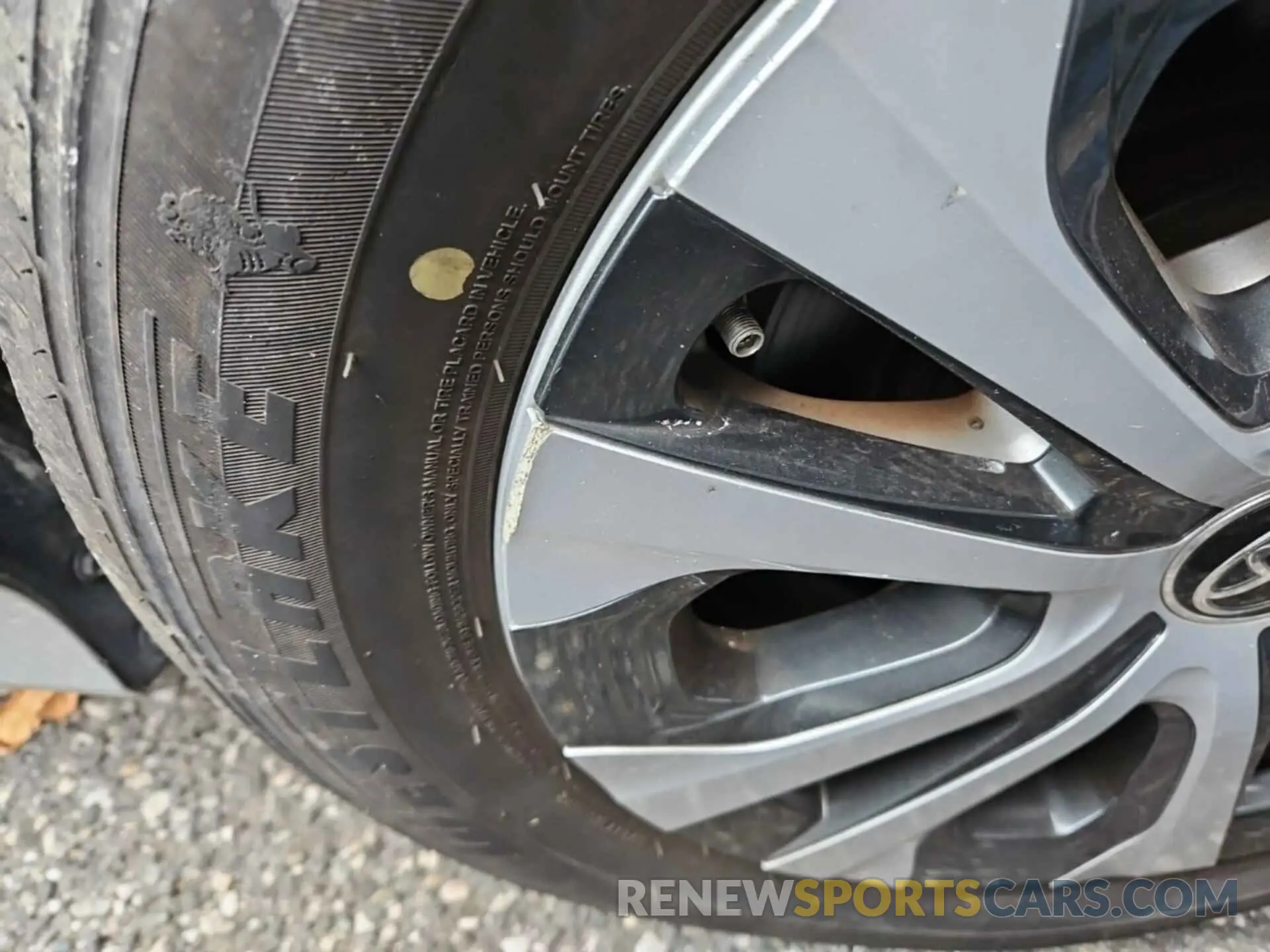 9 Photograph of a damaged car JTDKARFP8L3146843 TOYOTA PRIUS PRIME 2020