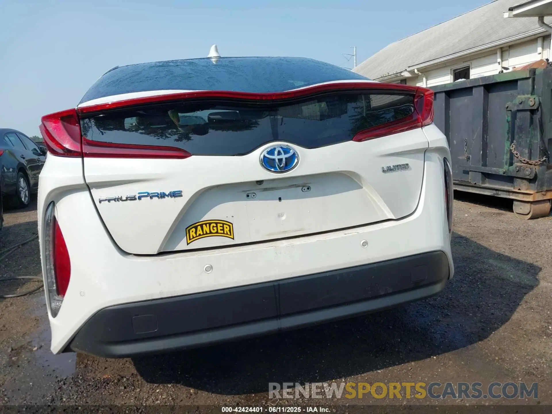 16 Photograph of a damaged car JTDKARFP8L3150861 TOYOTA PRIUS PRIME 2020