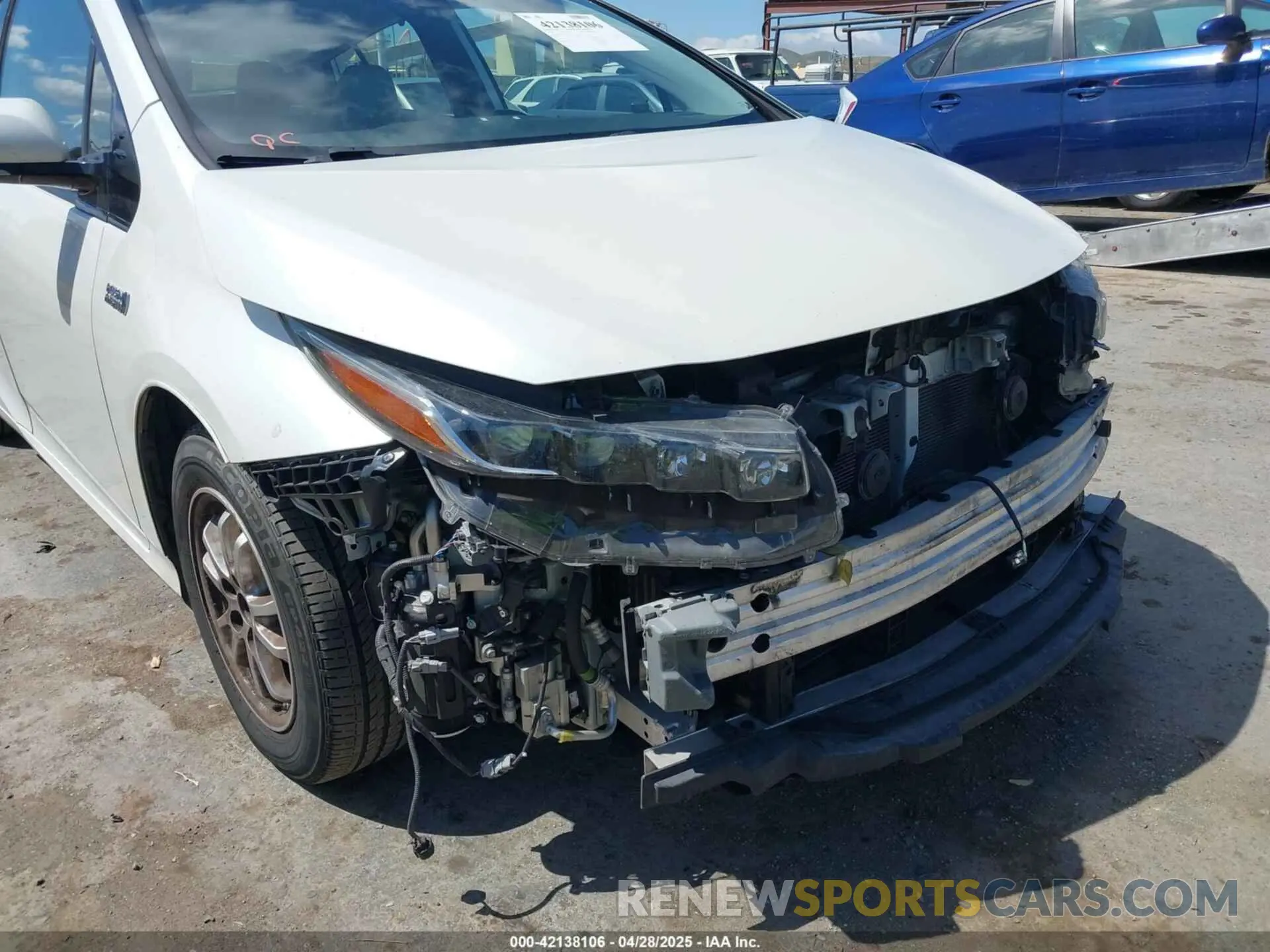 18 Photograph of a damaged car JTDKARFPXL3141711 TOYOTA PRIUS PRIME 2020