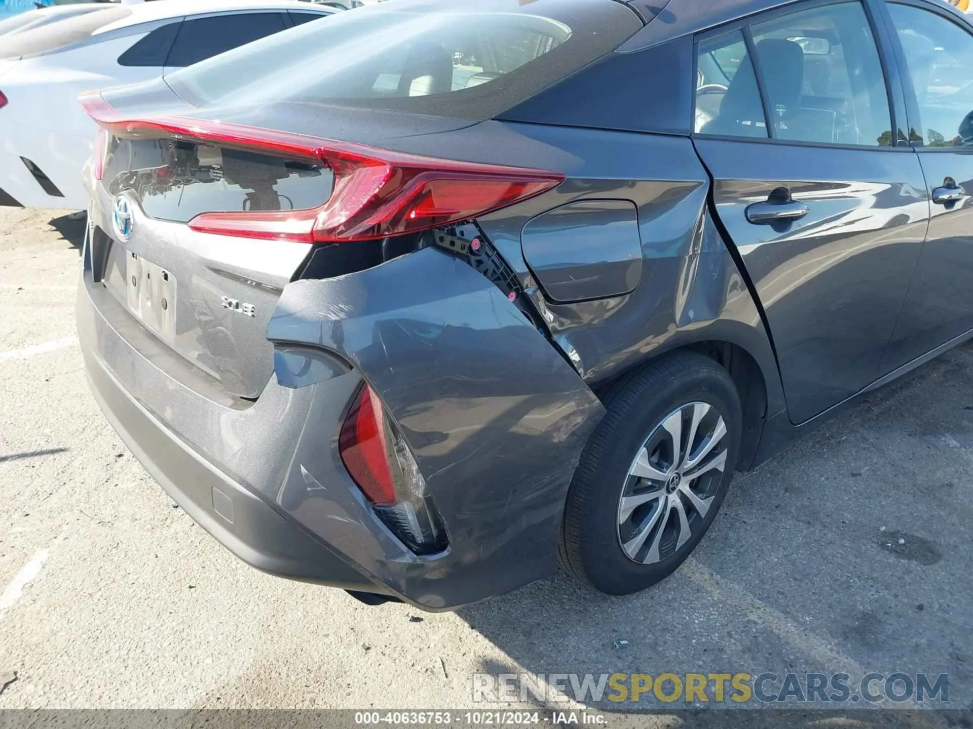 6 Photograph of a damaged car JTDKARFPXL3148254 TOYOTA PRIUS PRIME 2020
