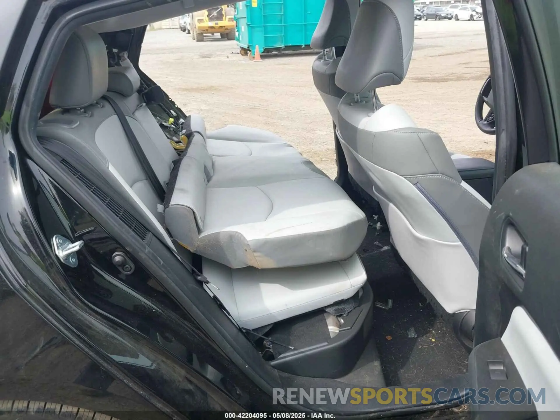 8 Photograph of a damaged car JTDKAMFP0M3179016 TOYOTA PRIUS PRIME 2021