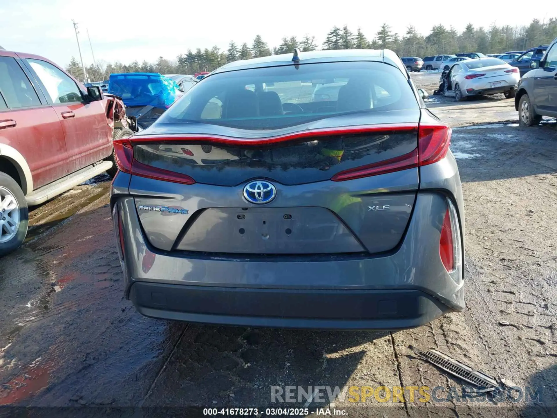 16 Photograph of a damaged car JTDKAMFP0M3187116 TOYOTA PRIUS PRIME 2021
