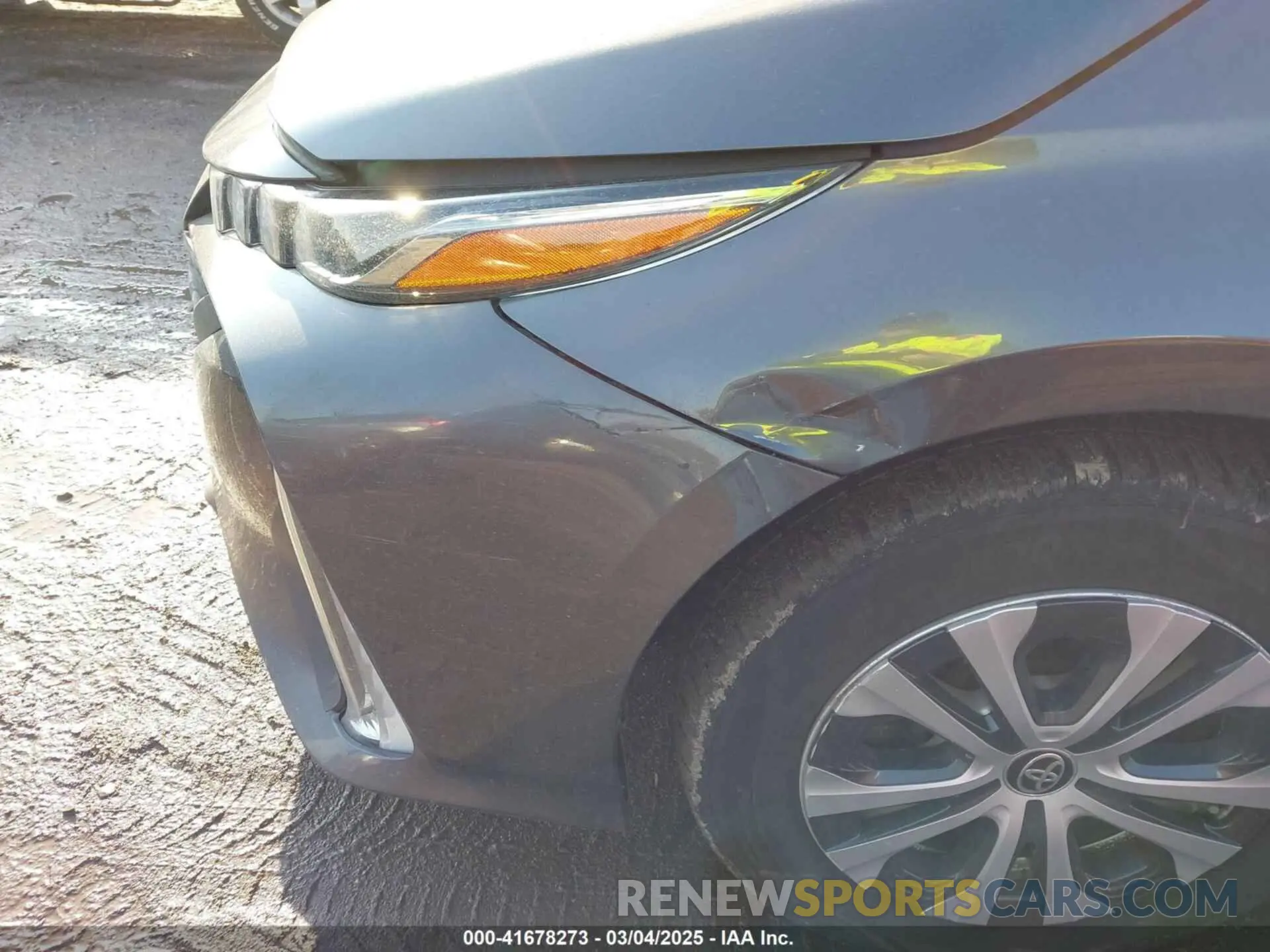 19 Photograph of a damaged car JTDKAMFP0M3187116 TOYOTA PRIUS PRIME 2021
