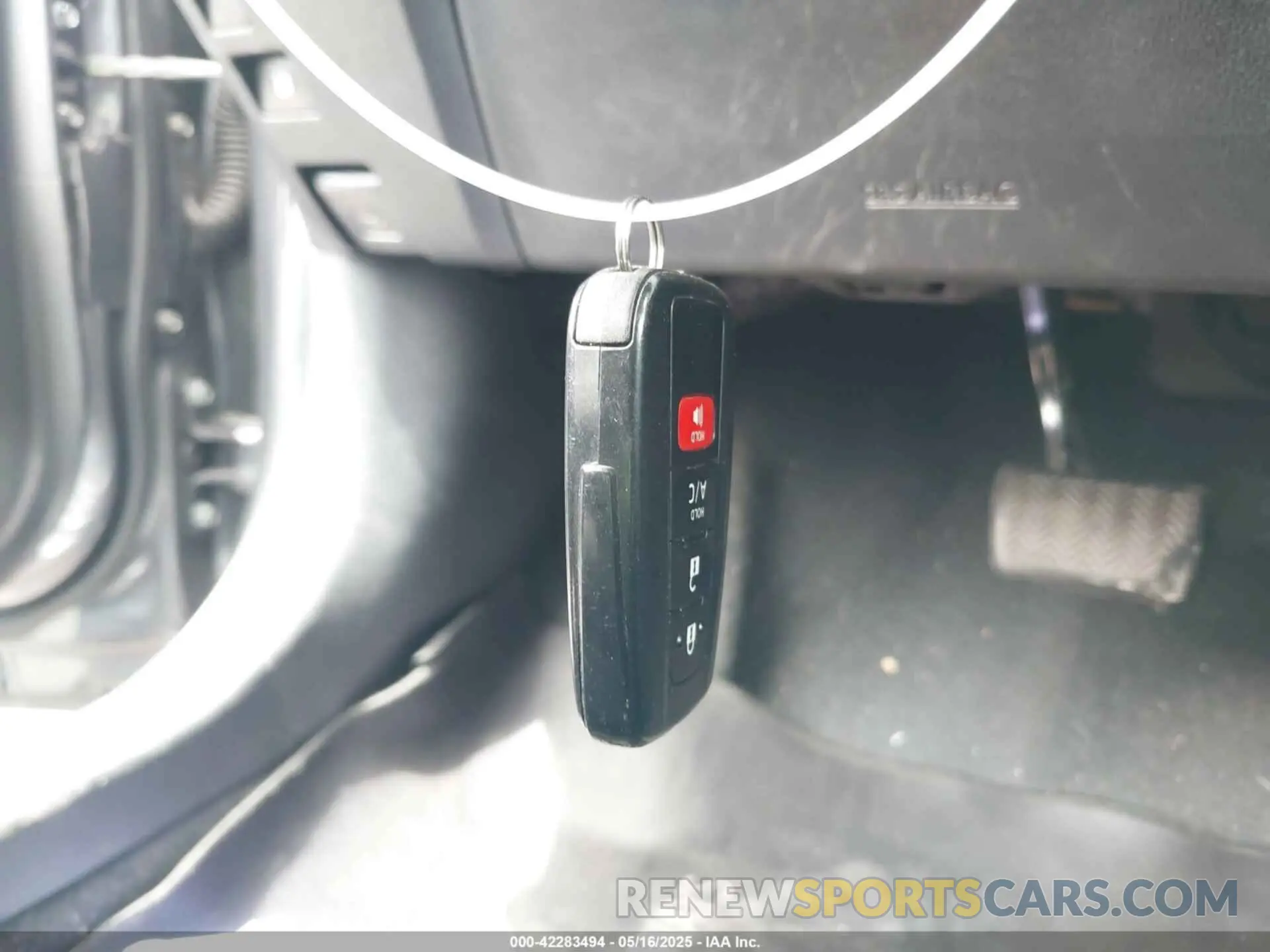 11 Photograph of a damaged car JTDKAMFP0M3193305 TOYOTA PRIUS PRIME 2021