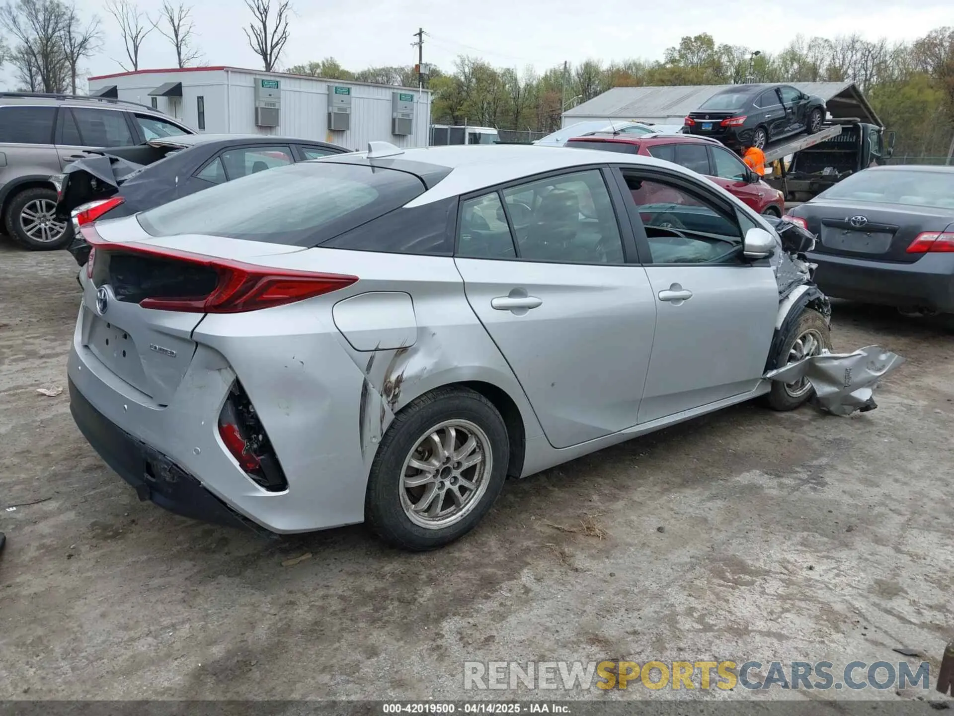 4 Photograph of a damaged car JTDKAMFP0M3194485 TOYOTA PRIUS PRIME 2021