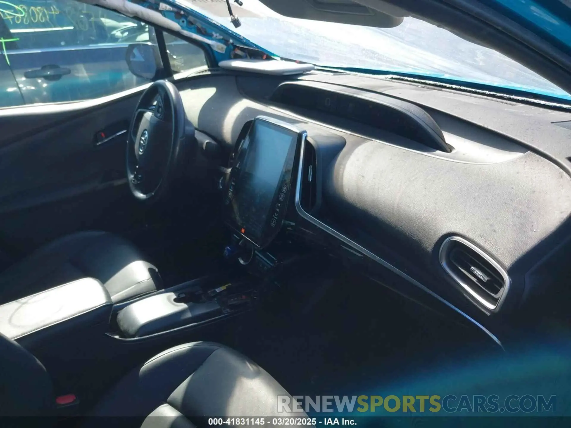 5 Photograph of a damaged car JTDKAMFP1M3166050 TOYOTA PRIUS PRIME 2021