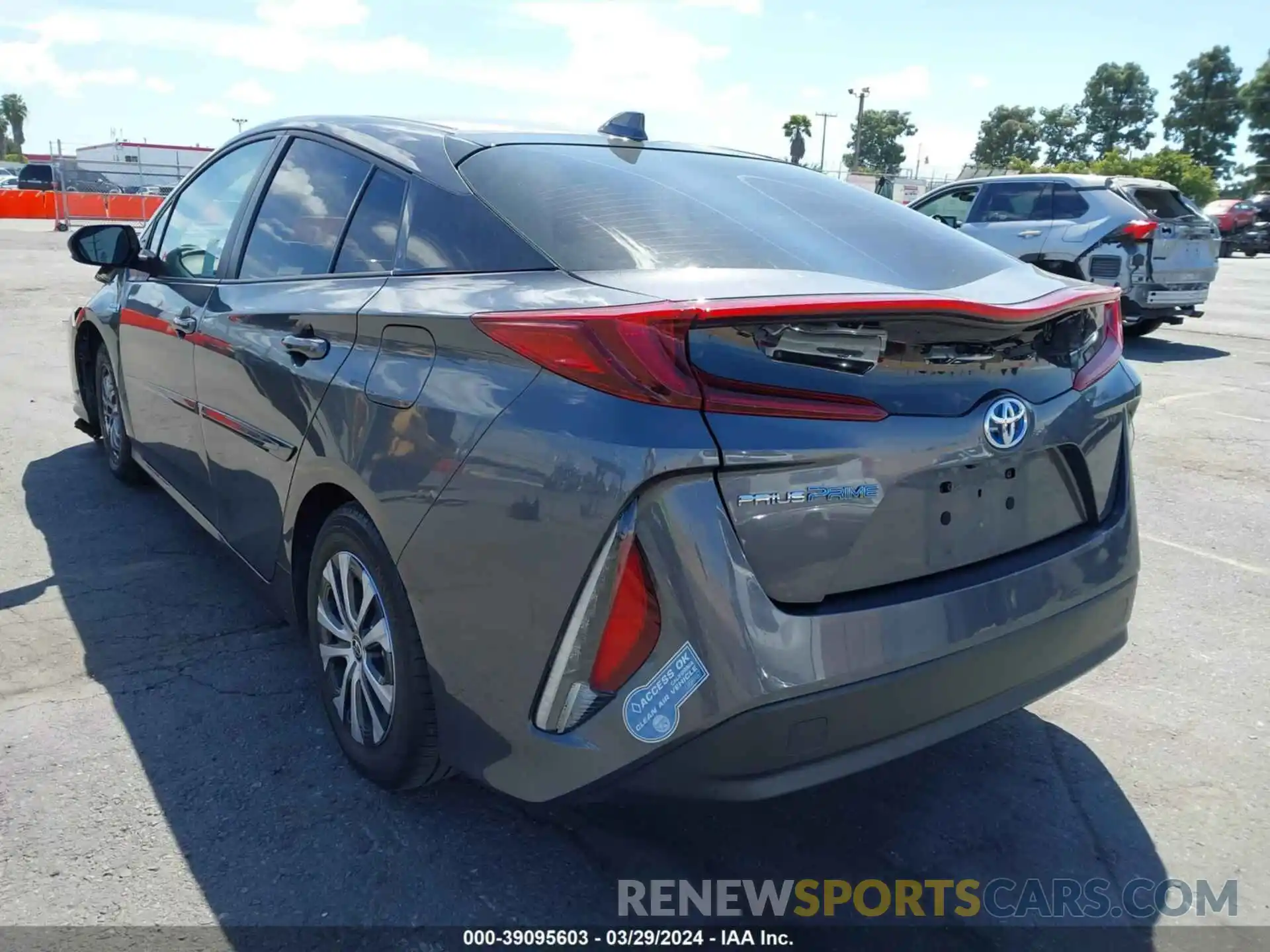 3 Photograph of a damaged car JTDKAMFP1M3187206 TOYOTA PRIUS PRIME 2021