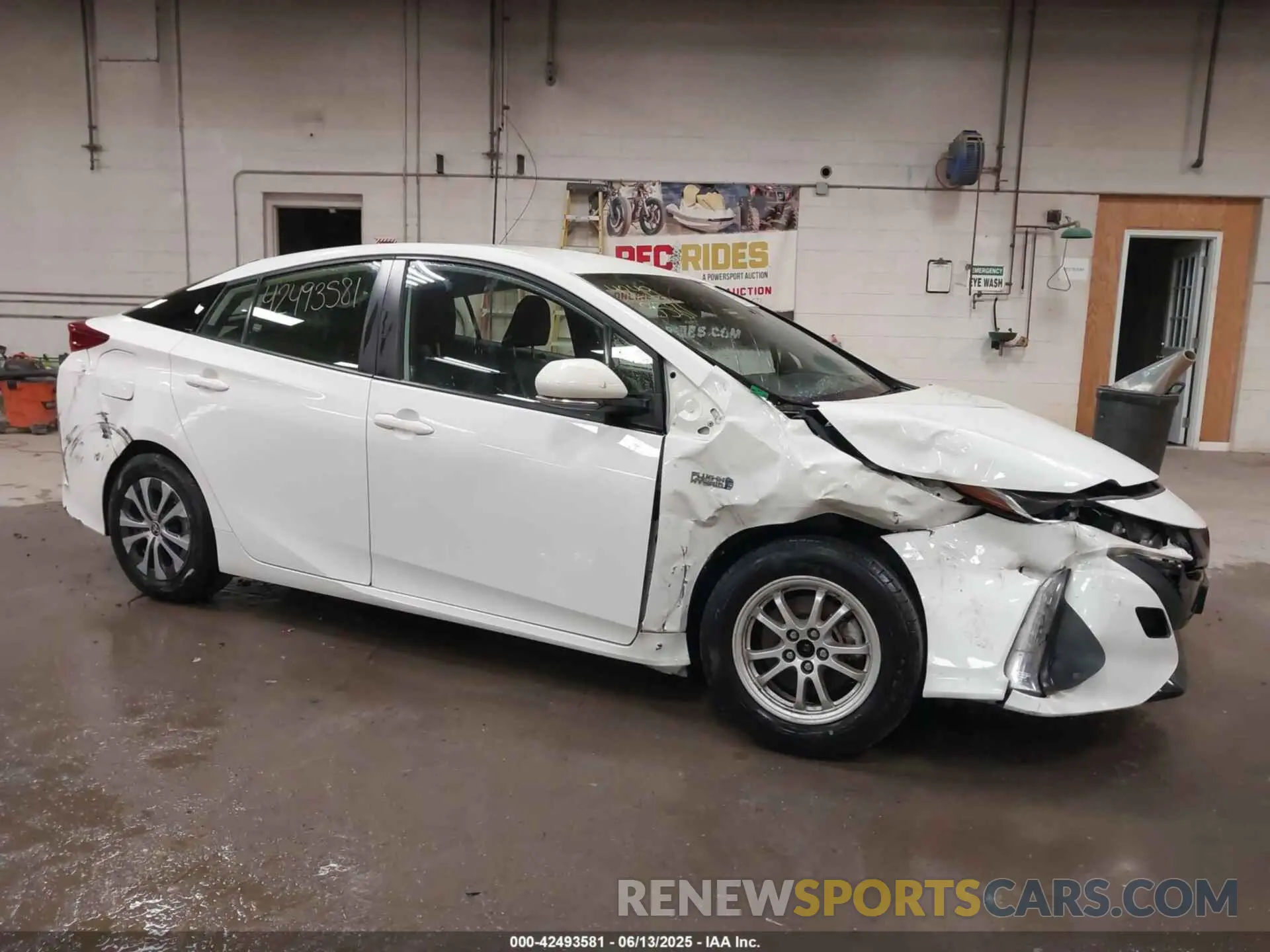 6 Photograph of a damaged car JTDKAMFP2M3166204 TOYOTA PRIUS PRIME 2021