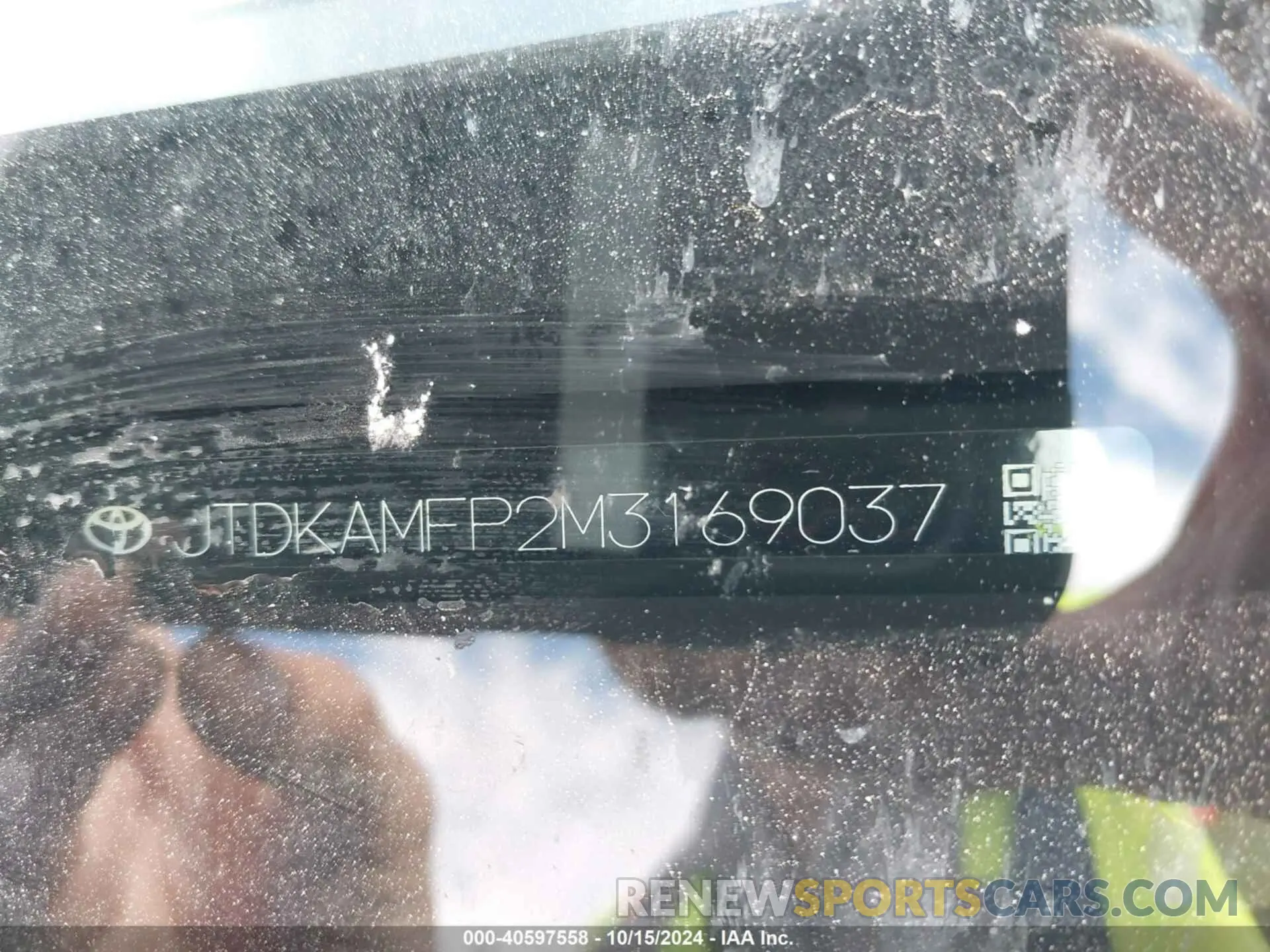 9 Photograph of a damaged car JTDKAMFP2M3169037 TOYOTA PRIUS PRIME 2021