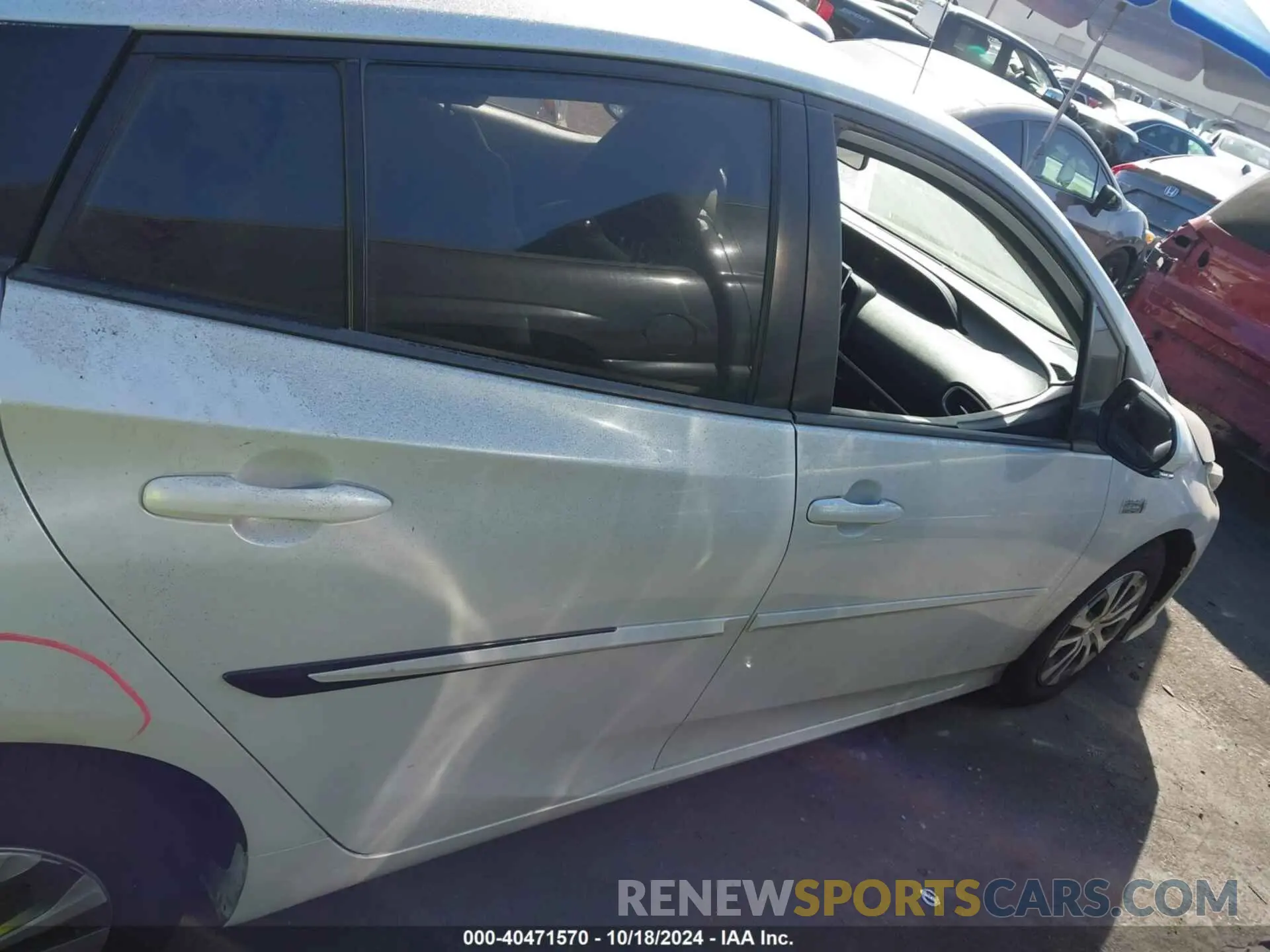 14 Photograph of a damaged car JTDKAMFP2M3169894 TOYOTA PRIUS PRIME 2021