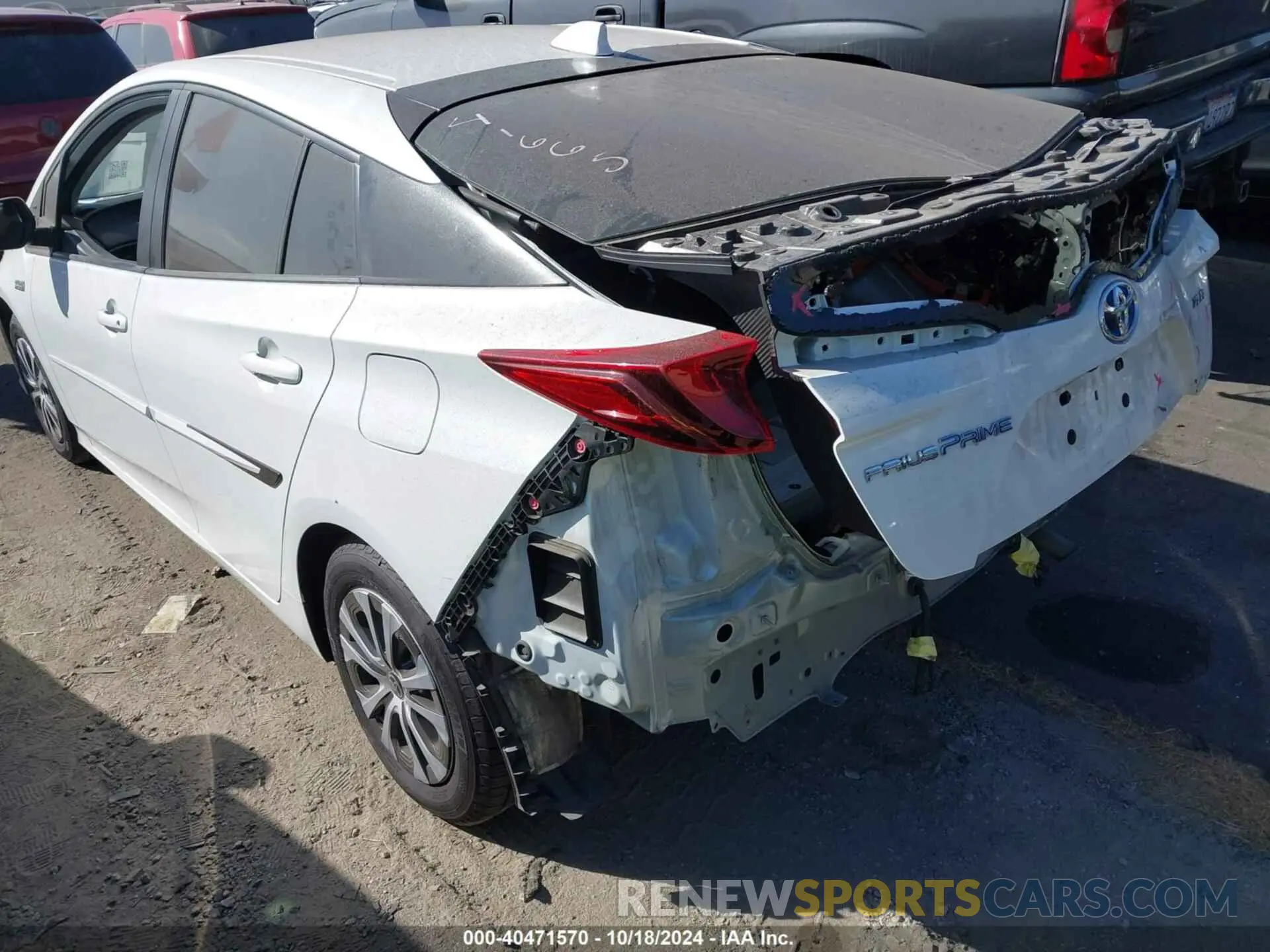 3 Photograph of a damaged car JTDKAMFP2M3169894 TOYOTA PRIUS PRIME 2021
