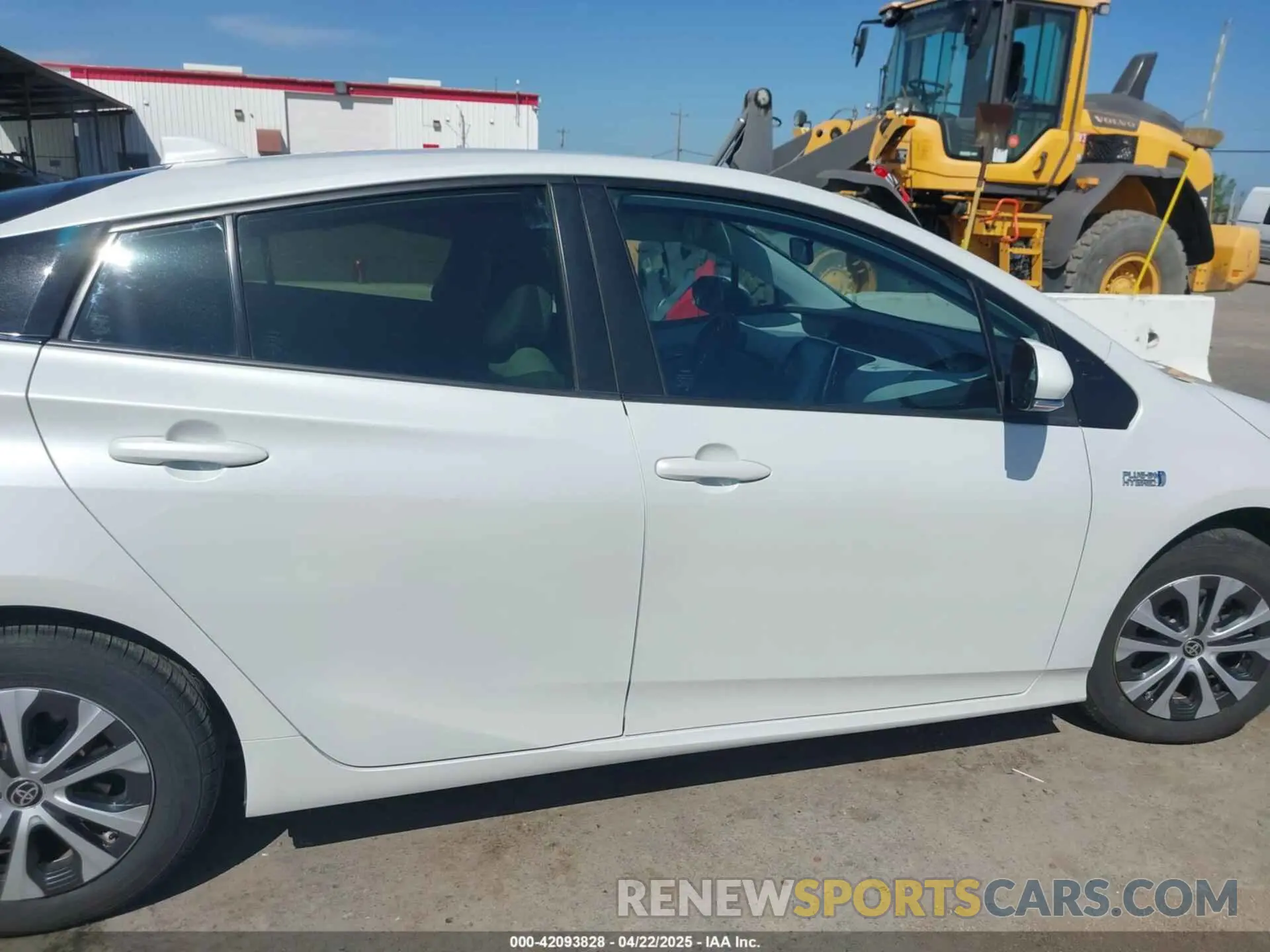 13 Photograph of a damaged car JTDKAMFP2M3177459 TOYOTA PRIUS PRIME 2021