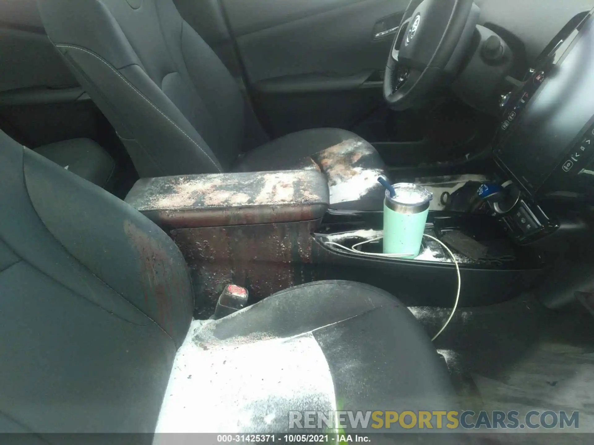 5 Photograph of a damaged car JTDKAMFP3M3196151 TOYOTA PRIUS PRIME 2021