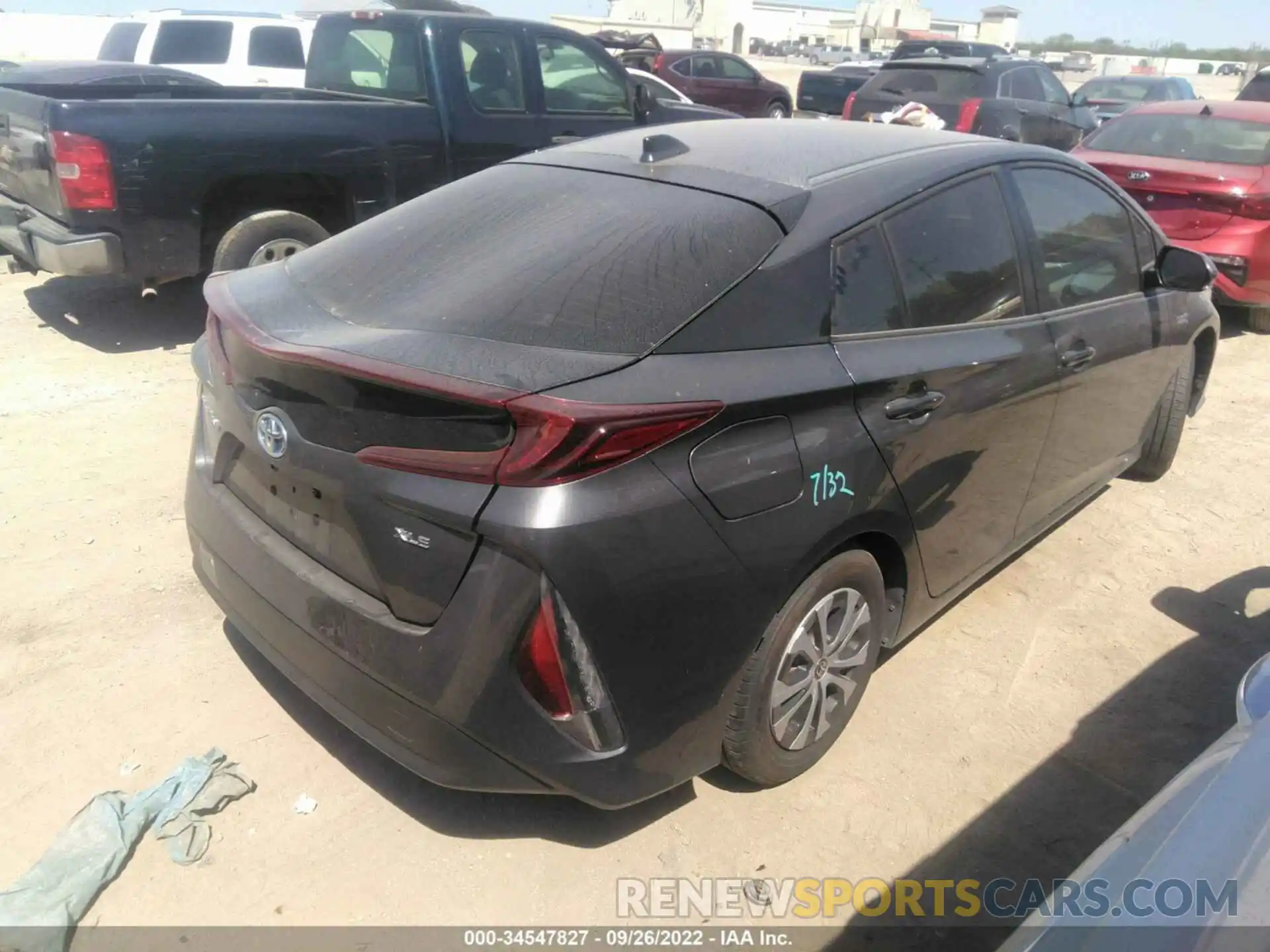 4 Photograph of a damaged car JTDKAMFP3M3196442 TOYOTA PRIUS PRIME 2021