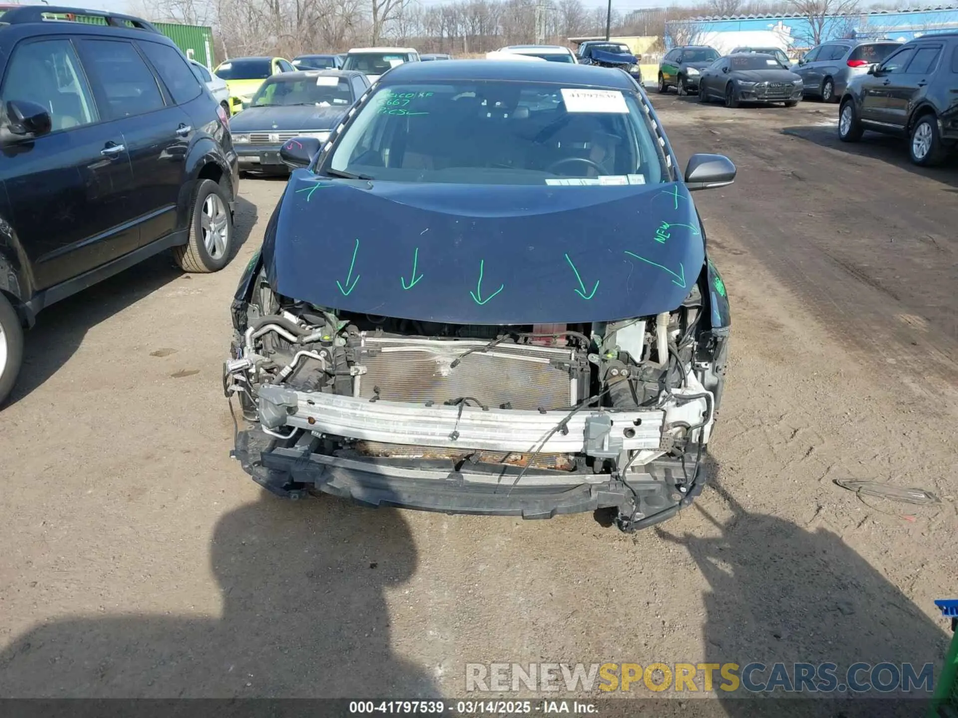 12 Photograph of a damaged car JTDKAMFP4M3165667 TOYOTA PRIUS PRIME 2021