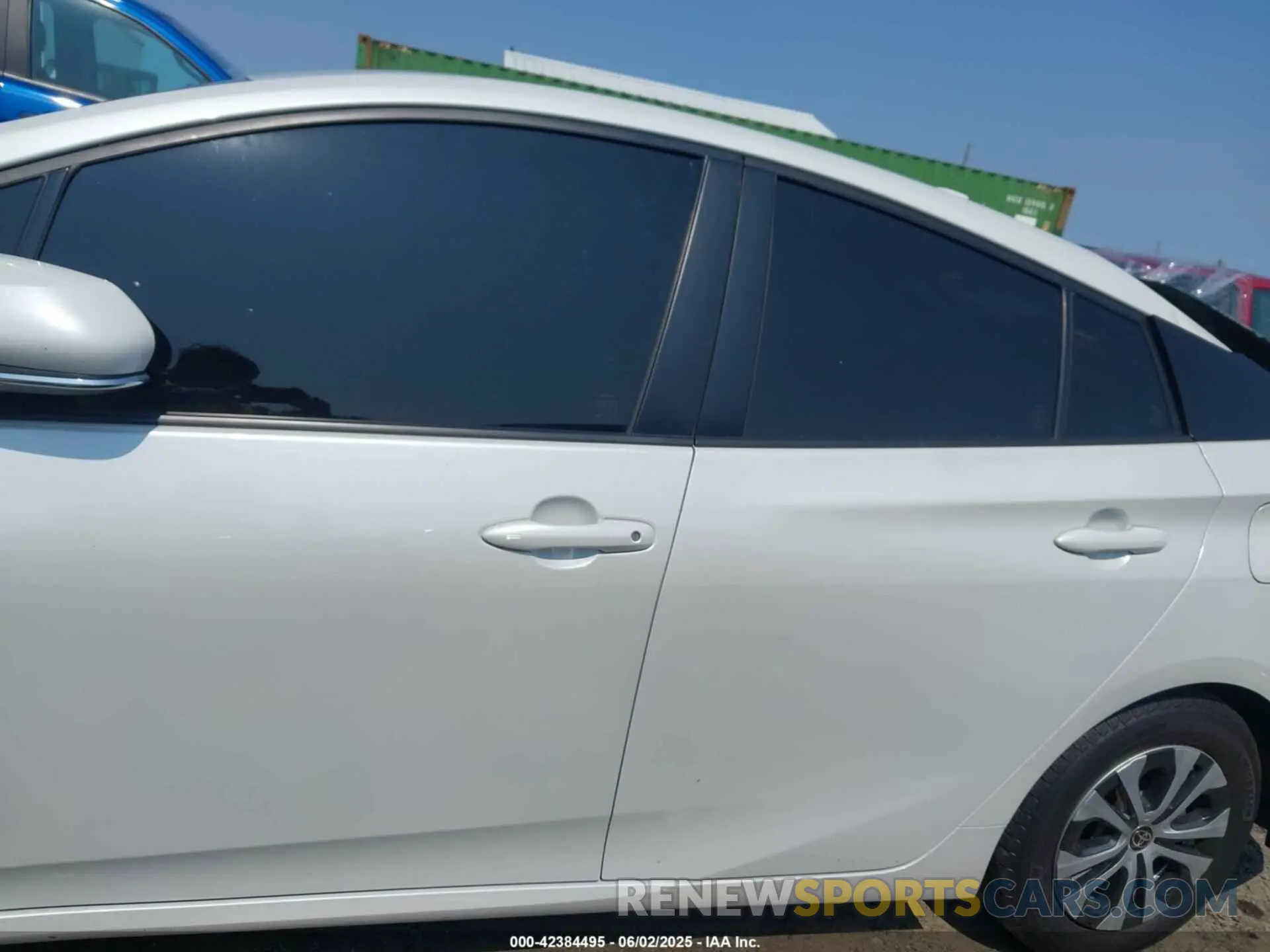 14 Photograph of a damaged car JTDKAMFP4M3169430 TOYOTA PRIUS PRIME 2021