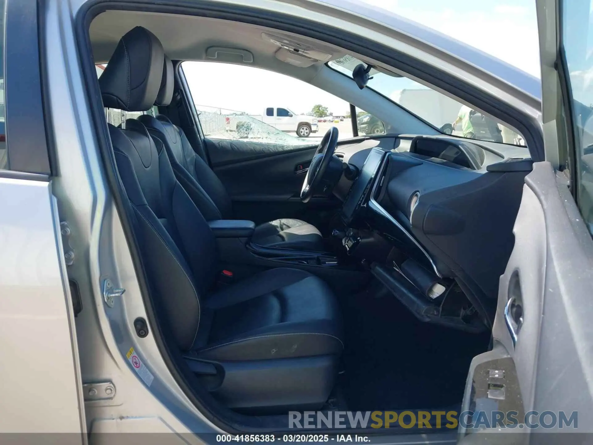 5 Photograph of a damaged car JTDKAMFP4M3175051 TOYOTA PRIUS PRIME 2021