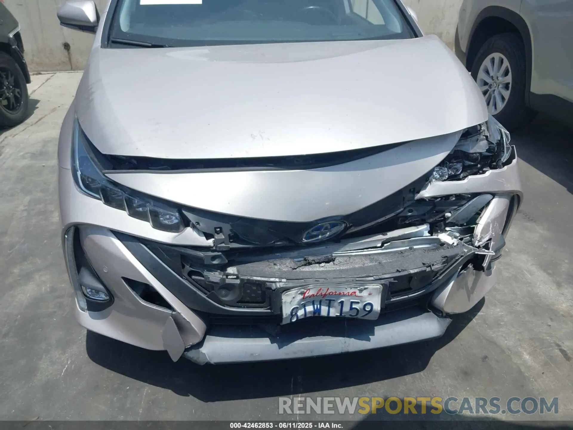 13 Photograph of a damaged car JTDKAMFP5M3167430 TOYOTA PRIUS PRIME 2021