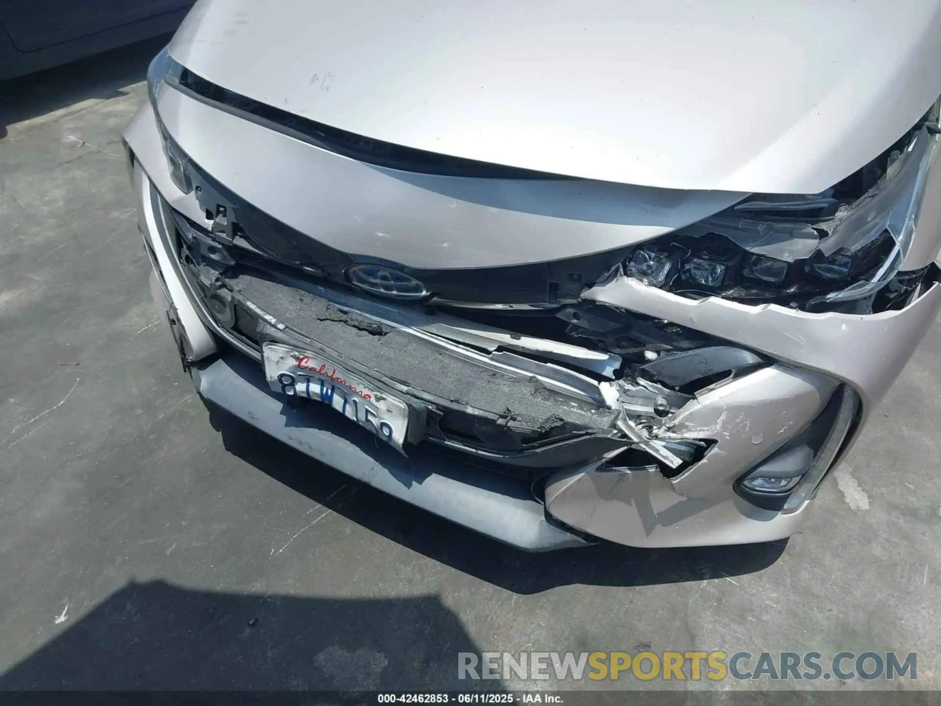 6 Photograph of a damaged car JTDKAMFP5M3167430 TOYOTA PRIUS PRIME 2021