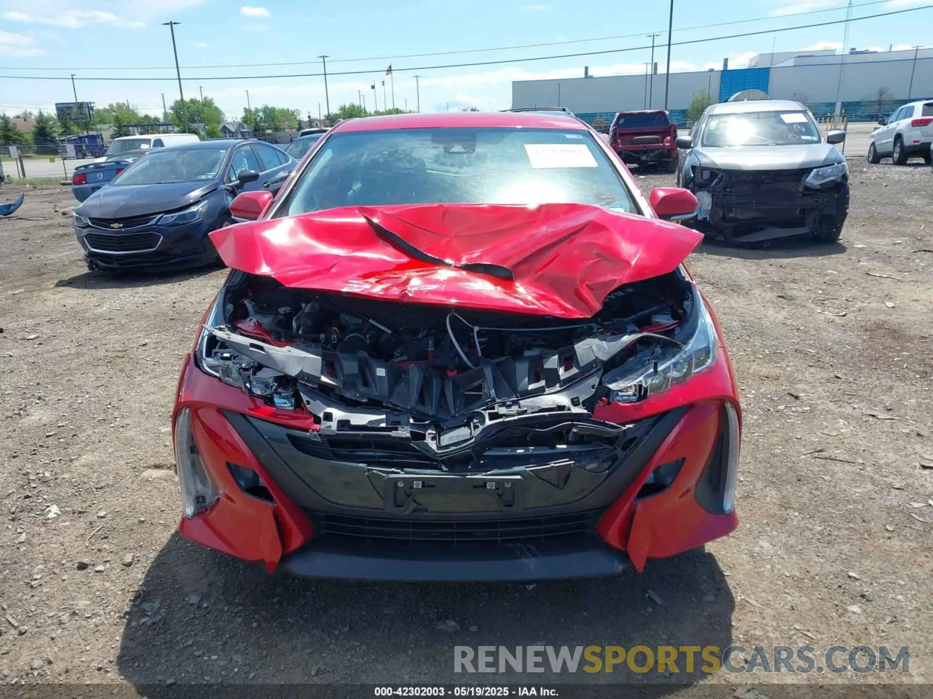 12 Photograph of a damaged car JTDKAMFP6M3192515 TOYOTA PRIUS PRIME 2021