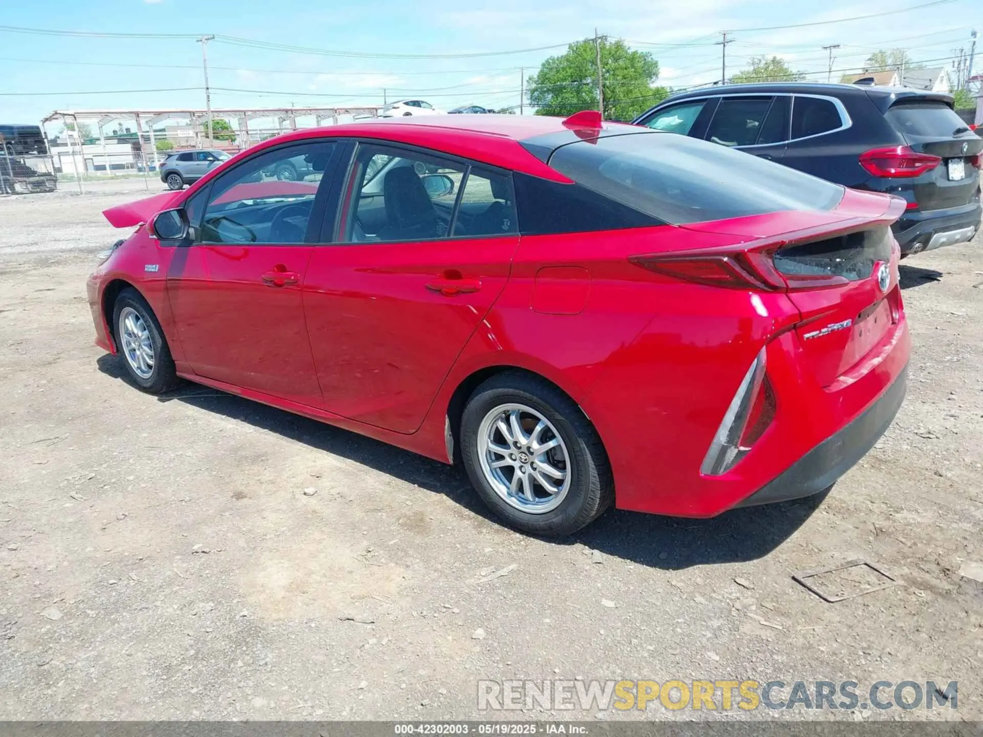 3 Photograph of a damaged car JTDKAMFP6M3192515 TOYOTA PRIUS PRIME 2021