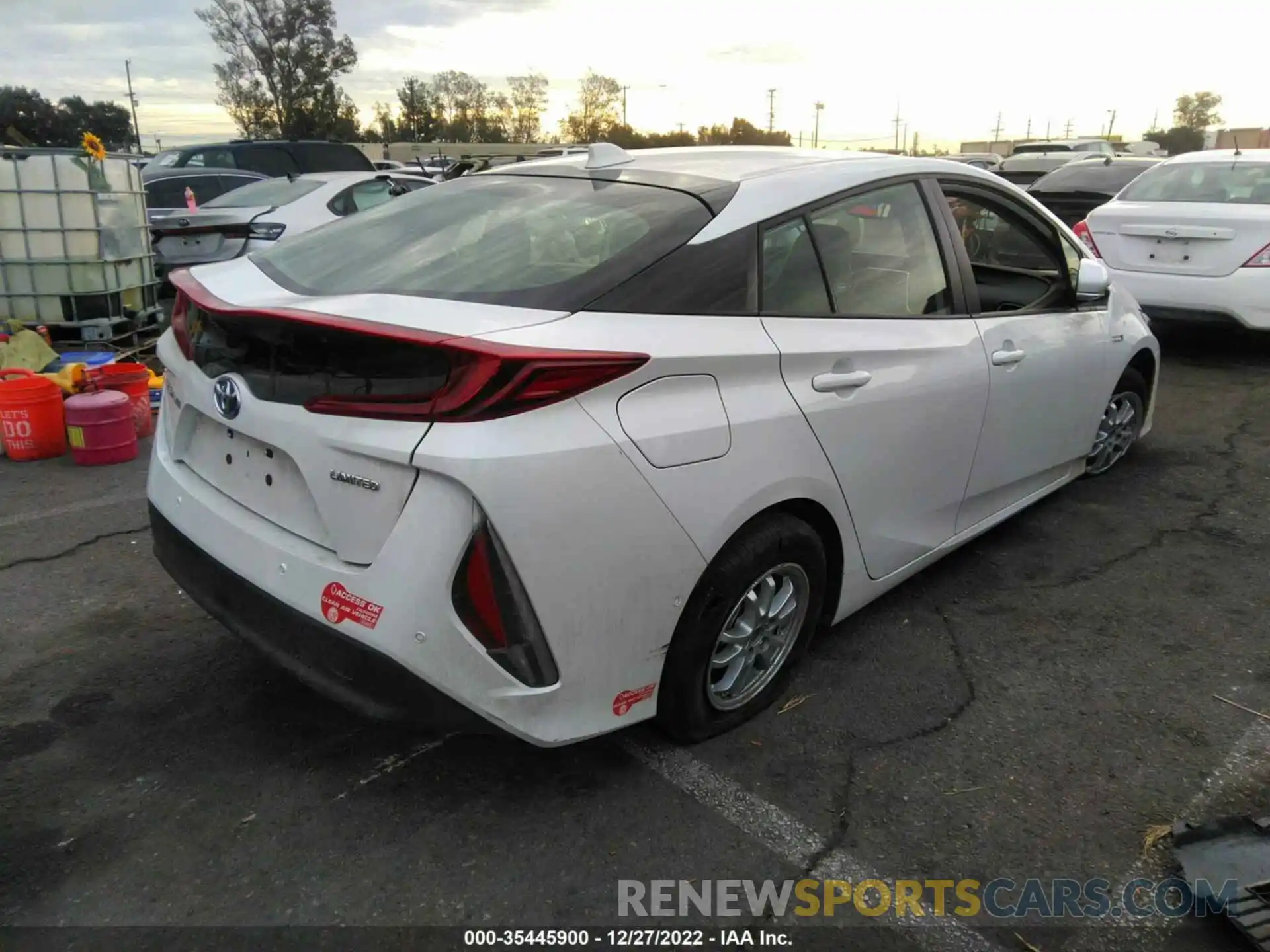 4 Photograph of a damaged car JTDKAMFP7M3172936 TOYOTA PRIUS PRIME 2021