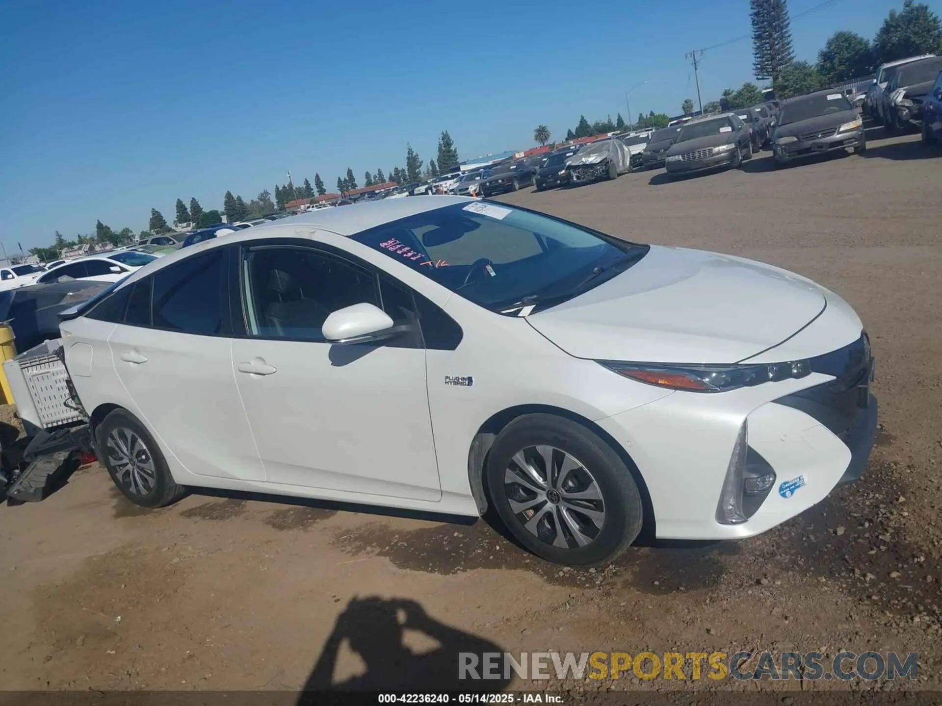 14 Photograph of a damaged car JTDKAMFP7M3173830 TOYOTA PRIUS PRIME 2021