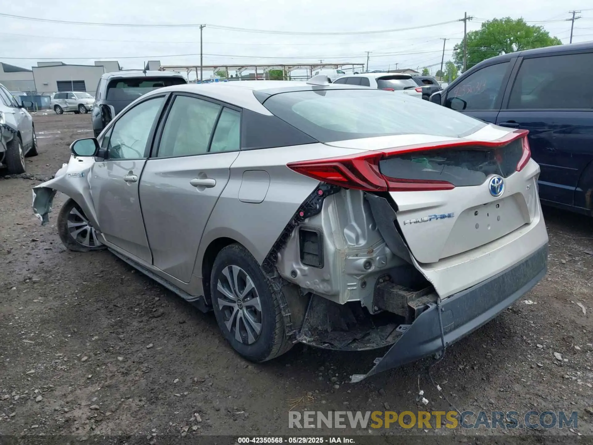 3 Photograph of a damaged car JTDKAMFP7M3183564 TOYOTA PRIUS PRIME 2021
