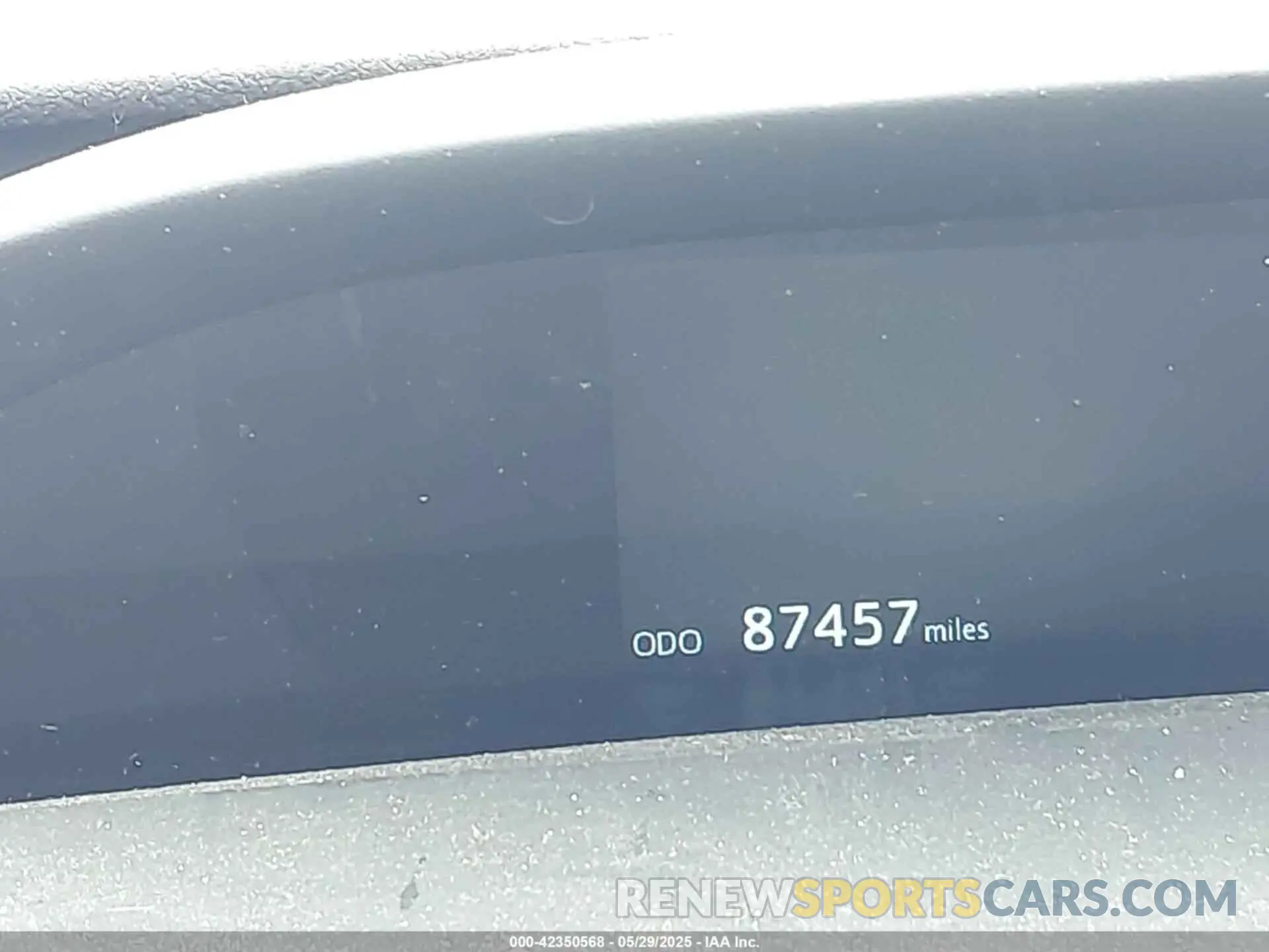 7 Photograph of a damaged car JTDKAMFP7M3183564 TOYOTA PRIUS PRIME 2021