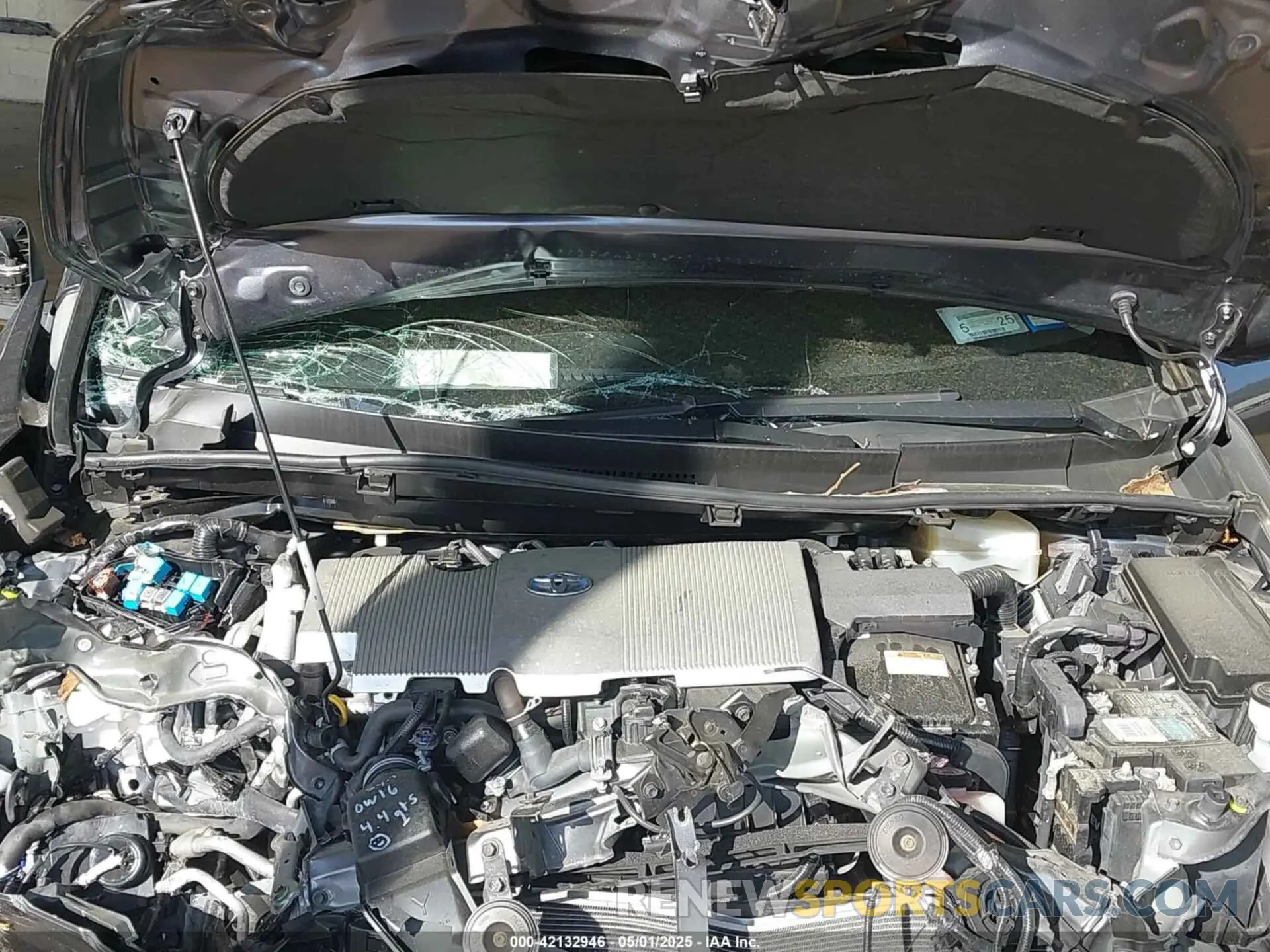 10 Photograph of a damaged car JTDKAMFP7M3192944 TOYOTA PRIUS PRIME 2021