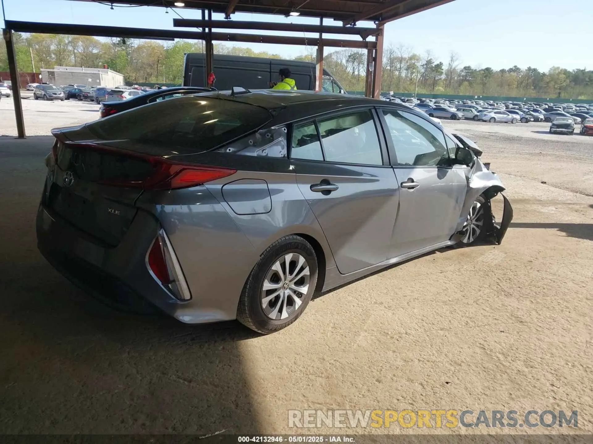 4 Photograph of a damaged car JTDKAMFP7M3192944 TOYOTA PRIUS PRIME 2021