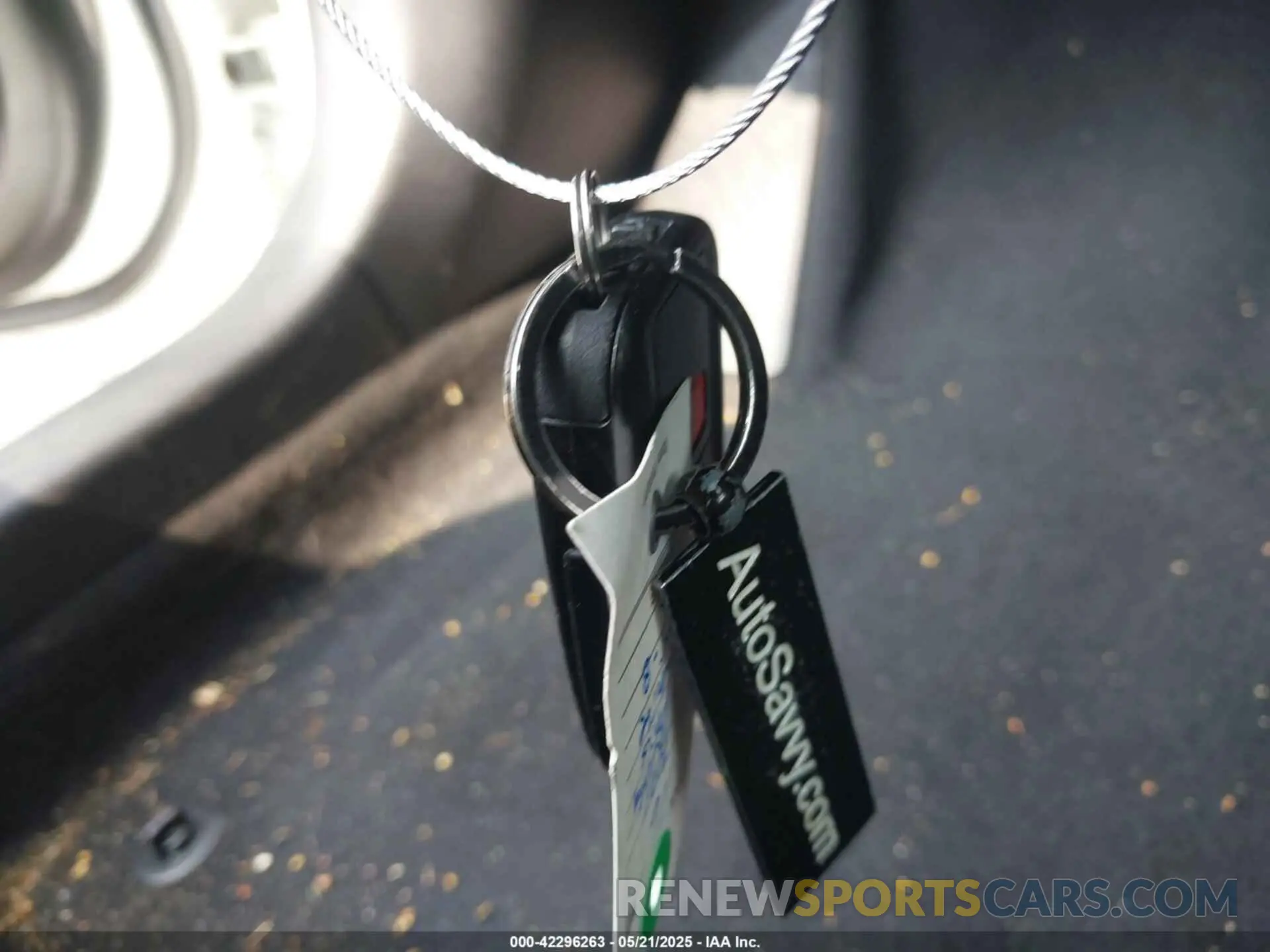11 Photograph of a damaged car JTDKAMFP7M3194774 TOYOTA PRIUS PRIME 2021