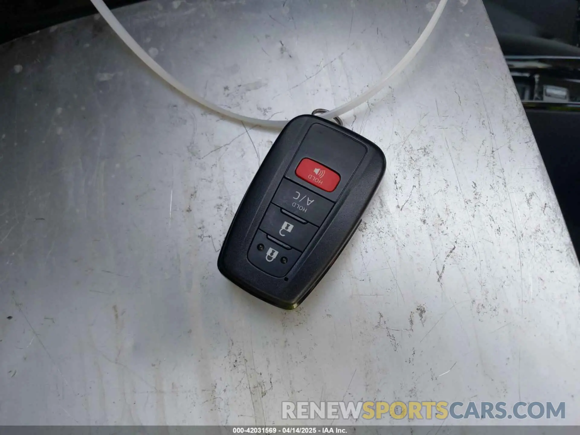 11 Photograph of a damaged car JTDKAMFP7M3197111 TOYOTA PRIUS PRIME 2021